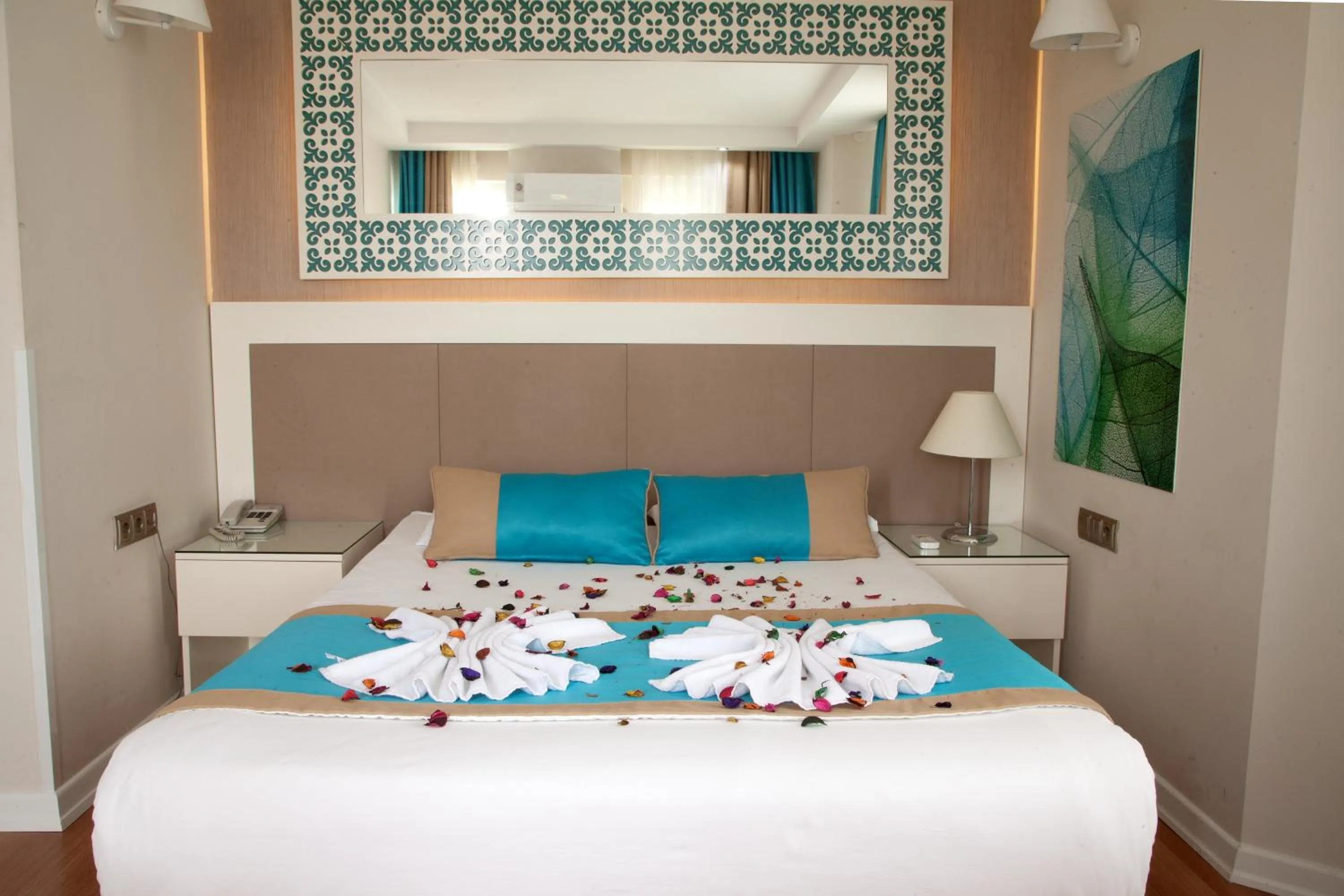 Massage in Nasa Flora Hotel