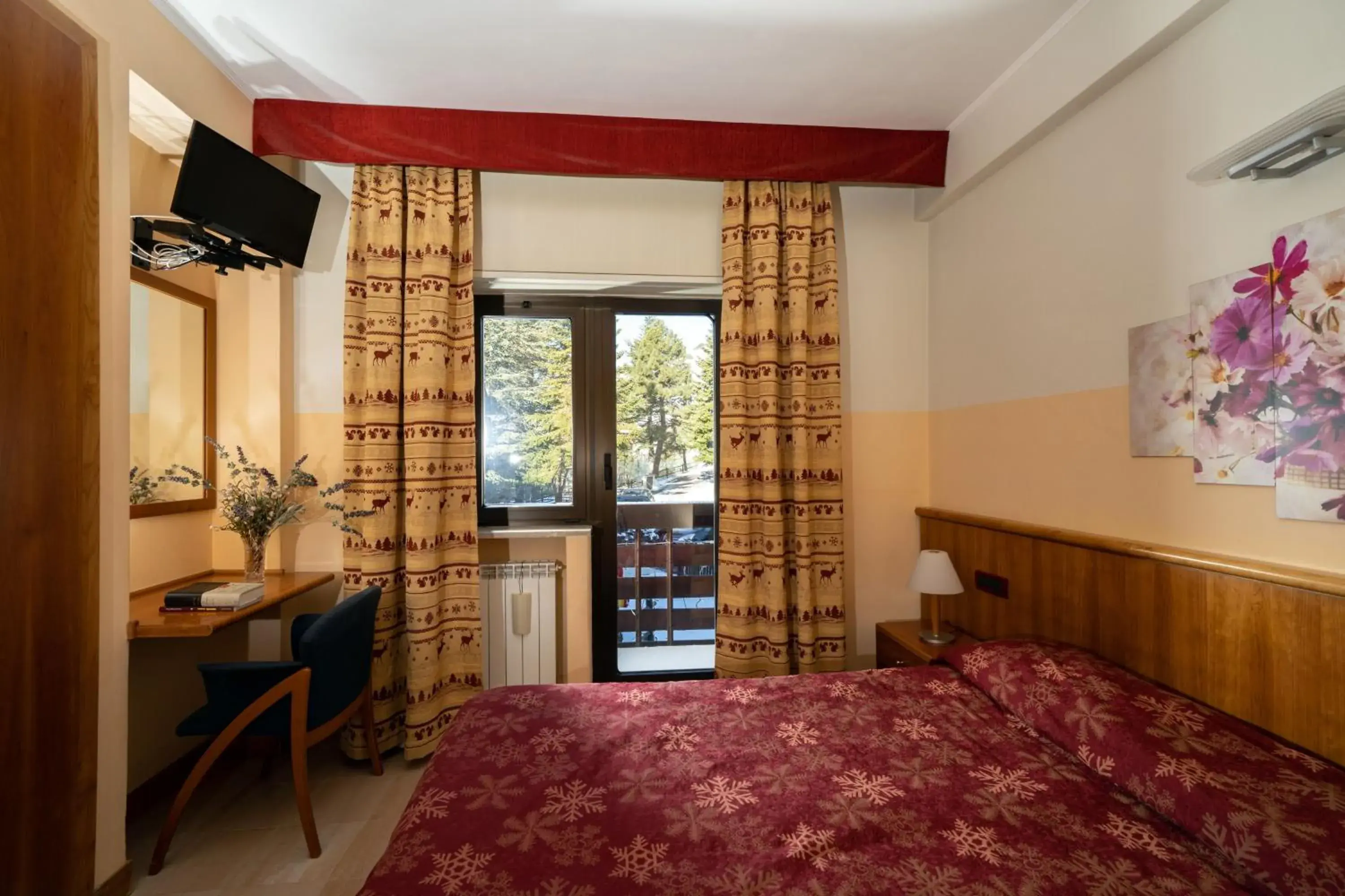 Triple Room in Cipriani Park Hotel Triple Room in Cipriani Park Hotel