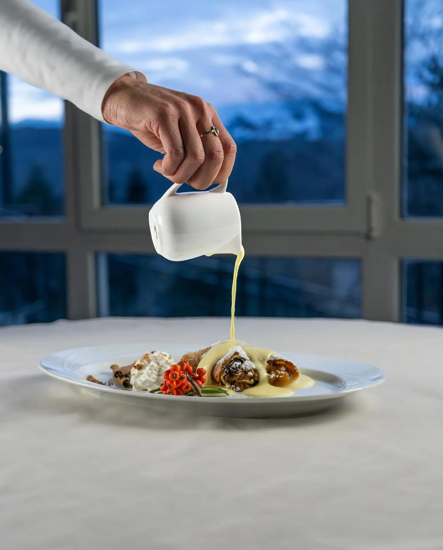 Restaurant/places to eat in Cipriani Park Hotel