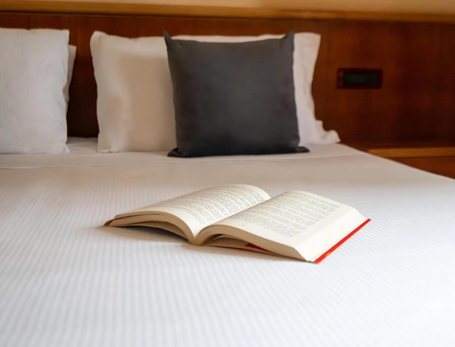 Bed in Cipriani Park Hotel