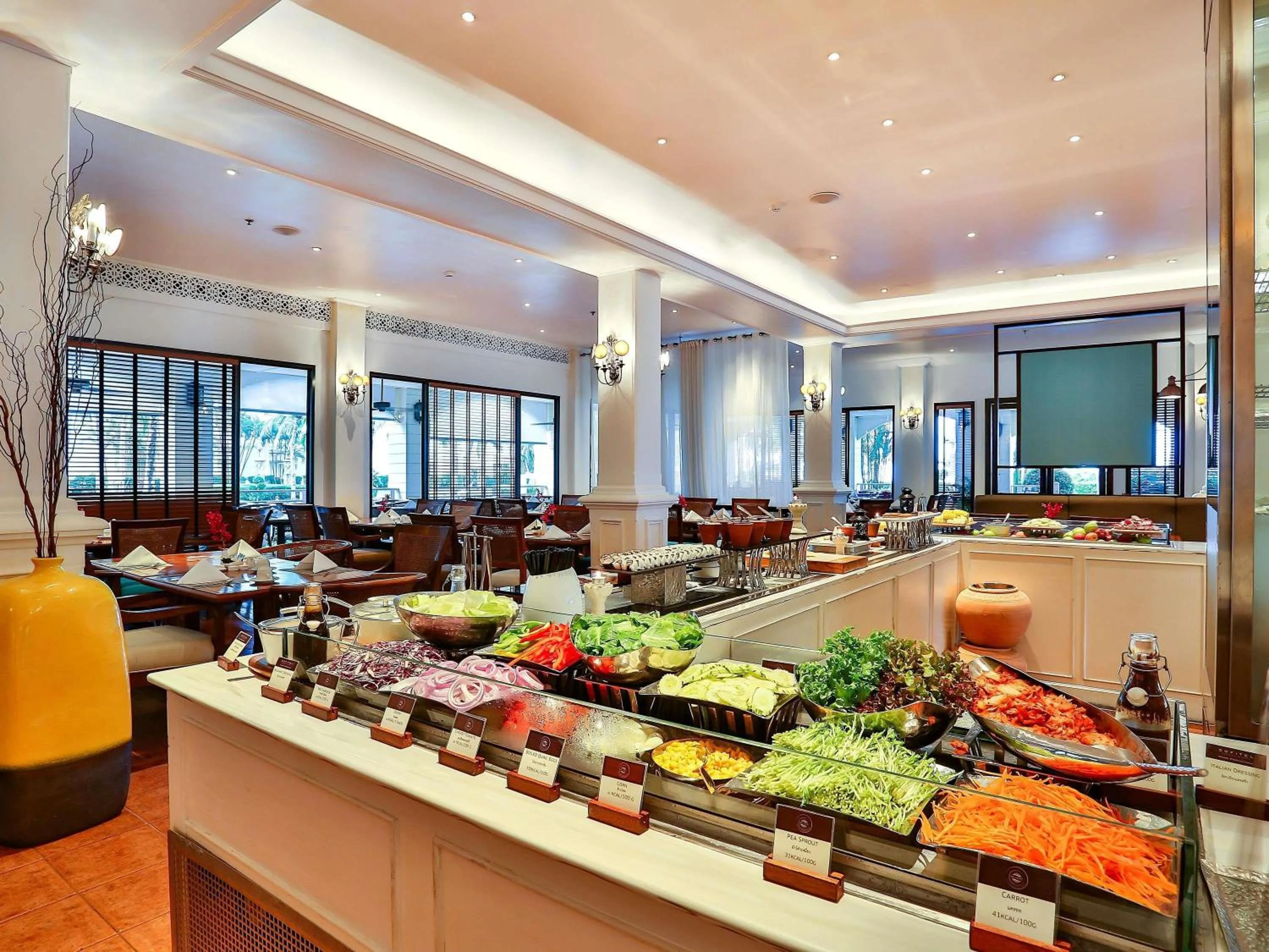 Restaurant/places to eat in Sofitel Krabi Phokeethra Golf and Spa Resort