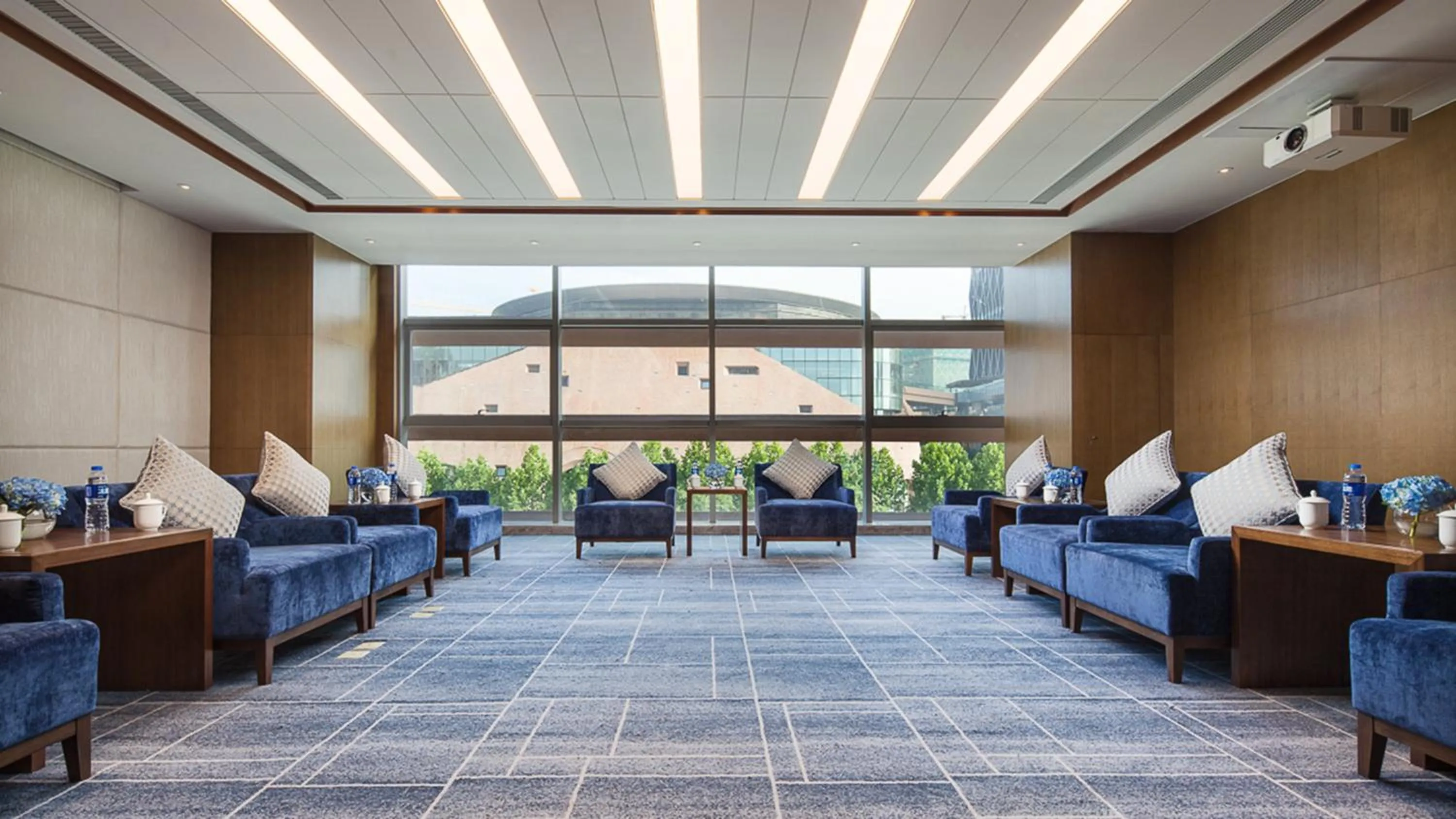 Meeting/conference room in Holiday Inn Nanjing Qinhuai South by IHG