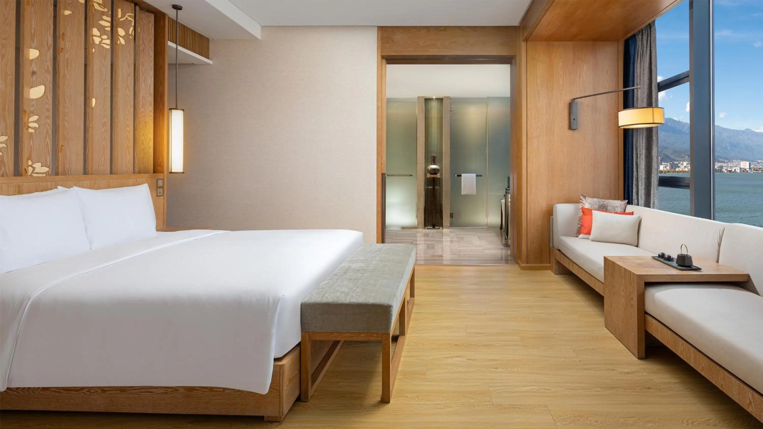 Bedroom, Bed in Hotel Indigo Dali Erhai by IHG