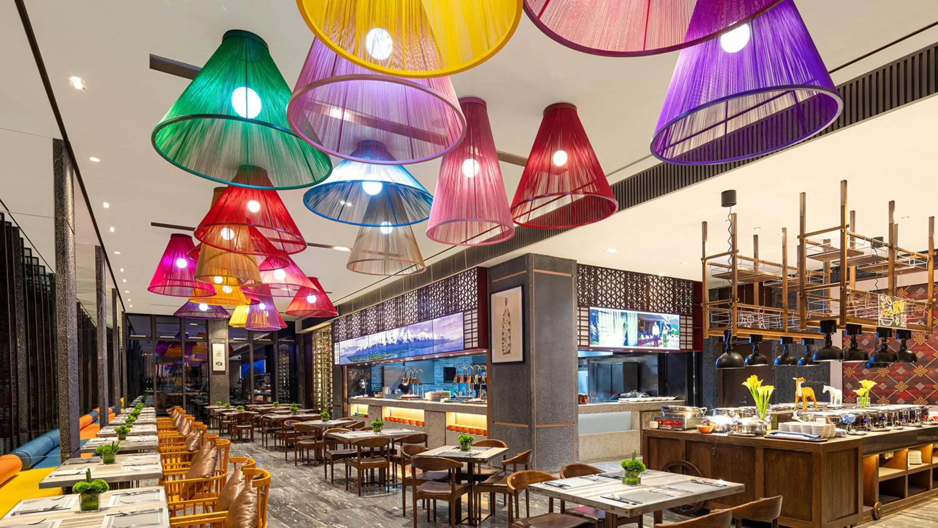 Restaurant/places to eat in Hotel Indigo Dali Erhai by IHG