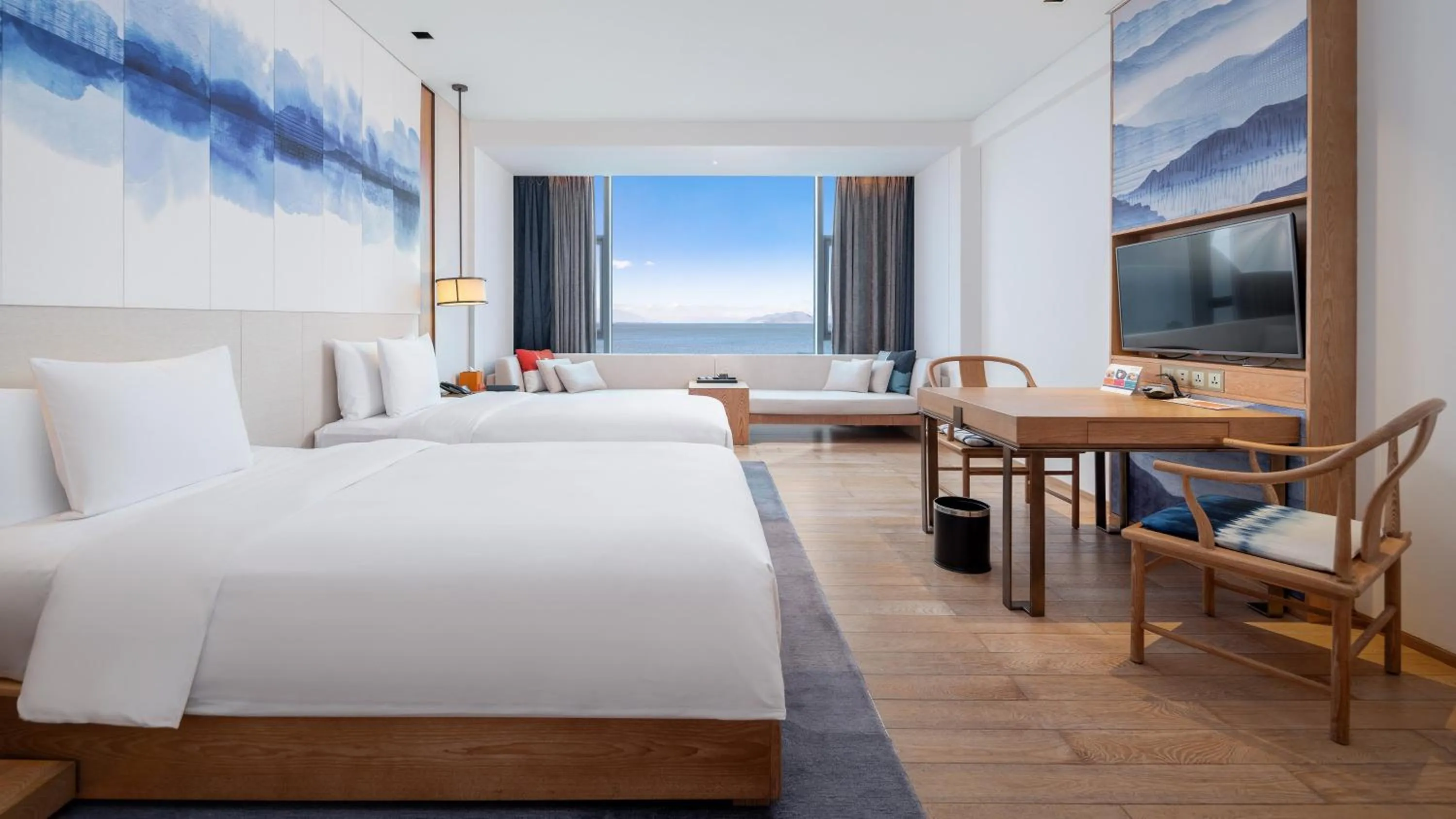 Photo of the whole room, Bed in Hotel Indigo Dali Erhai by IHG