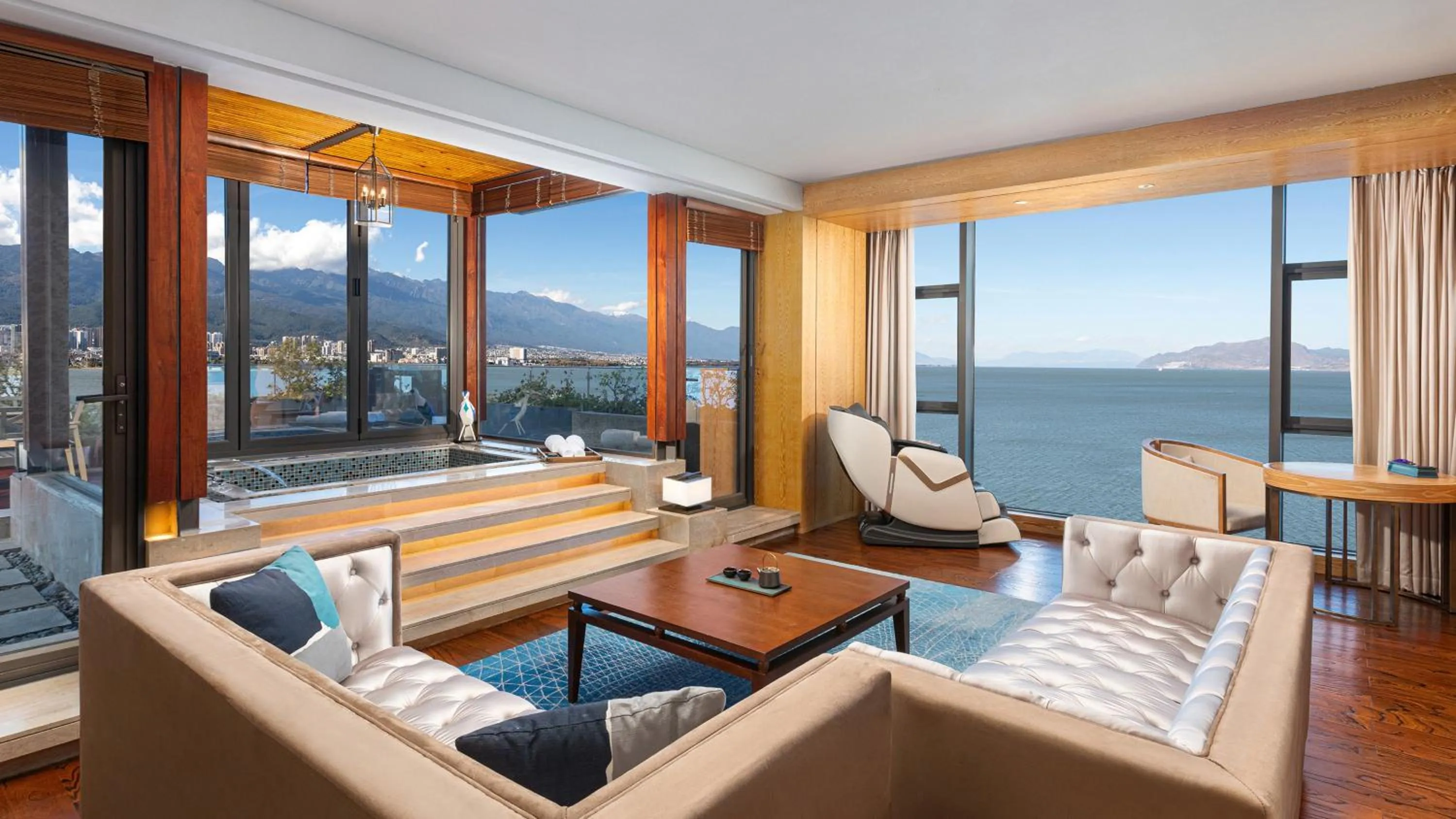 Photo of the whole room in Hotel Indigo Dali Erhai by IHG