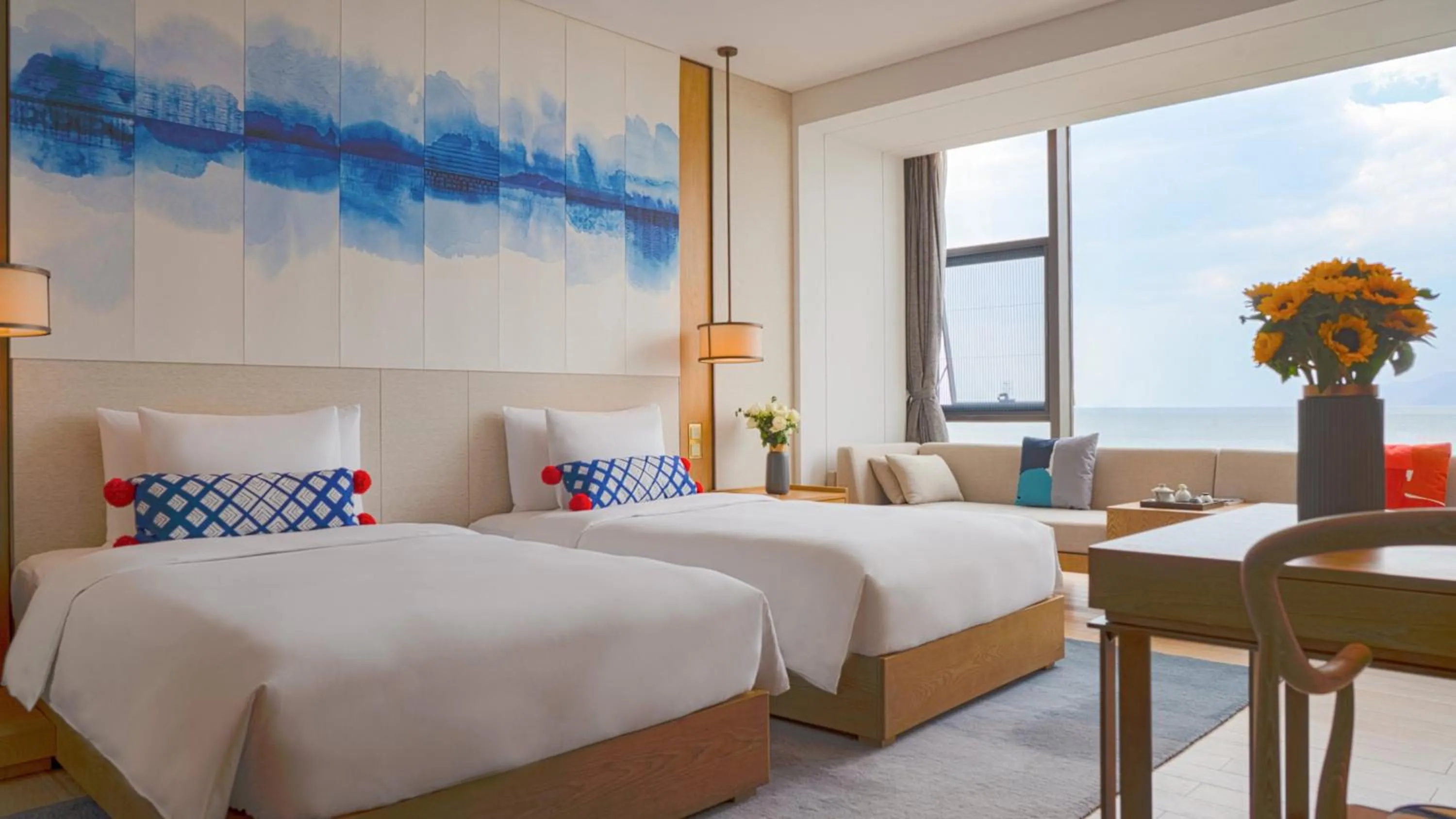 Photo of the whole room, Bed in Hotel Indigo Dali Erhai by IHG