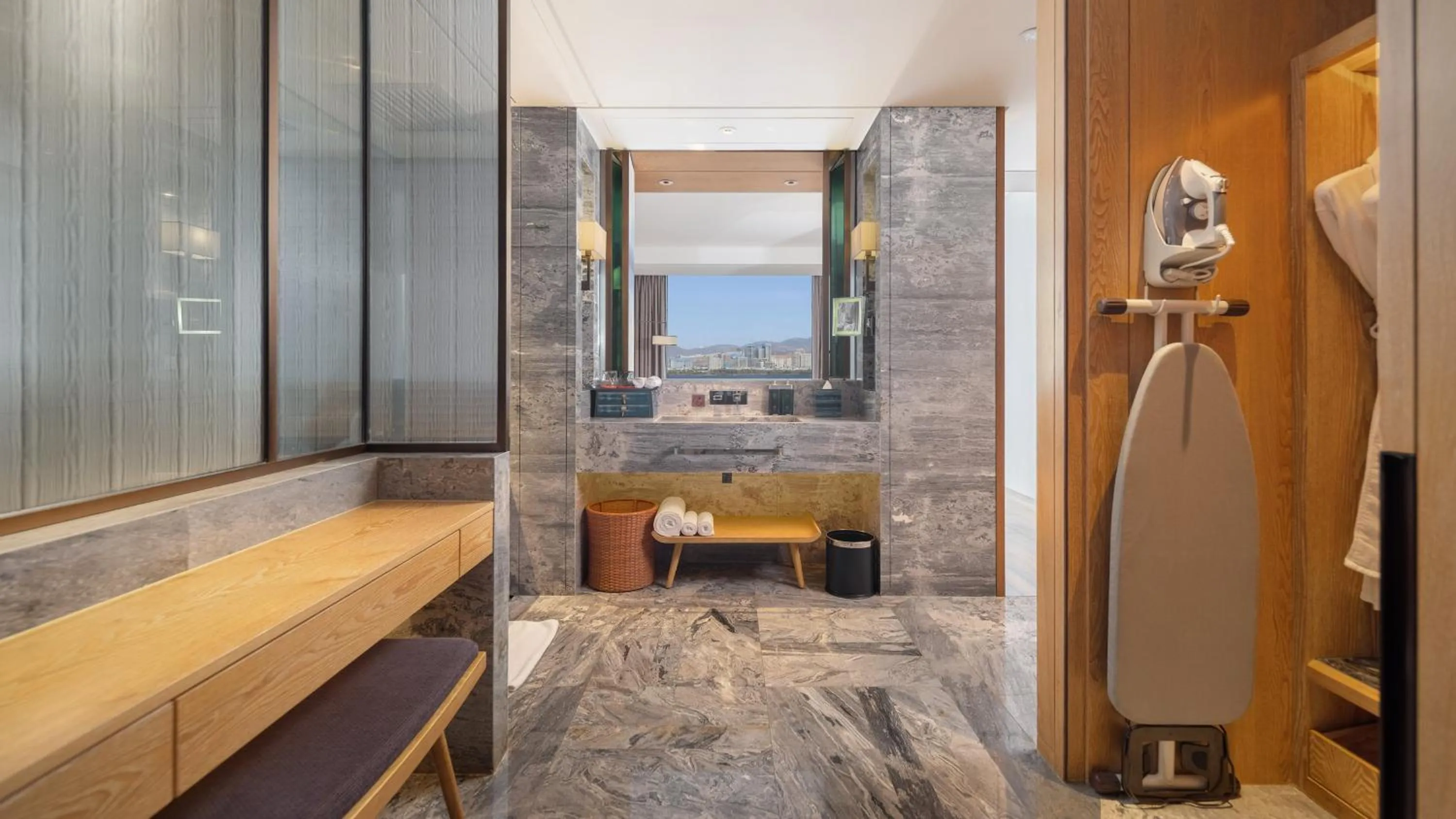 Photo of the whole room, Bed in Hotel Indigo Dali Erhai by IHG