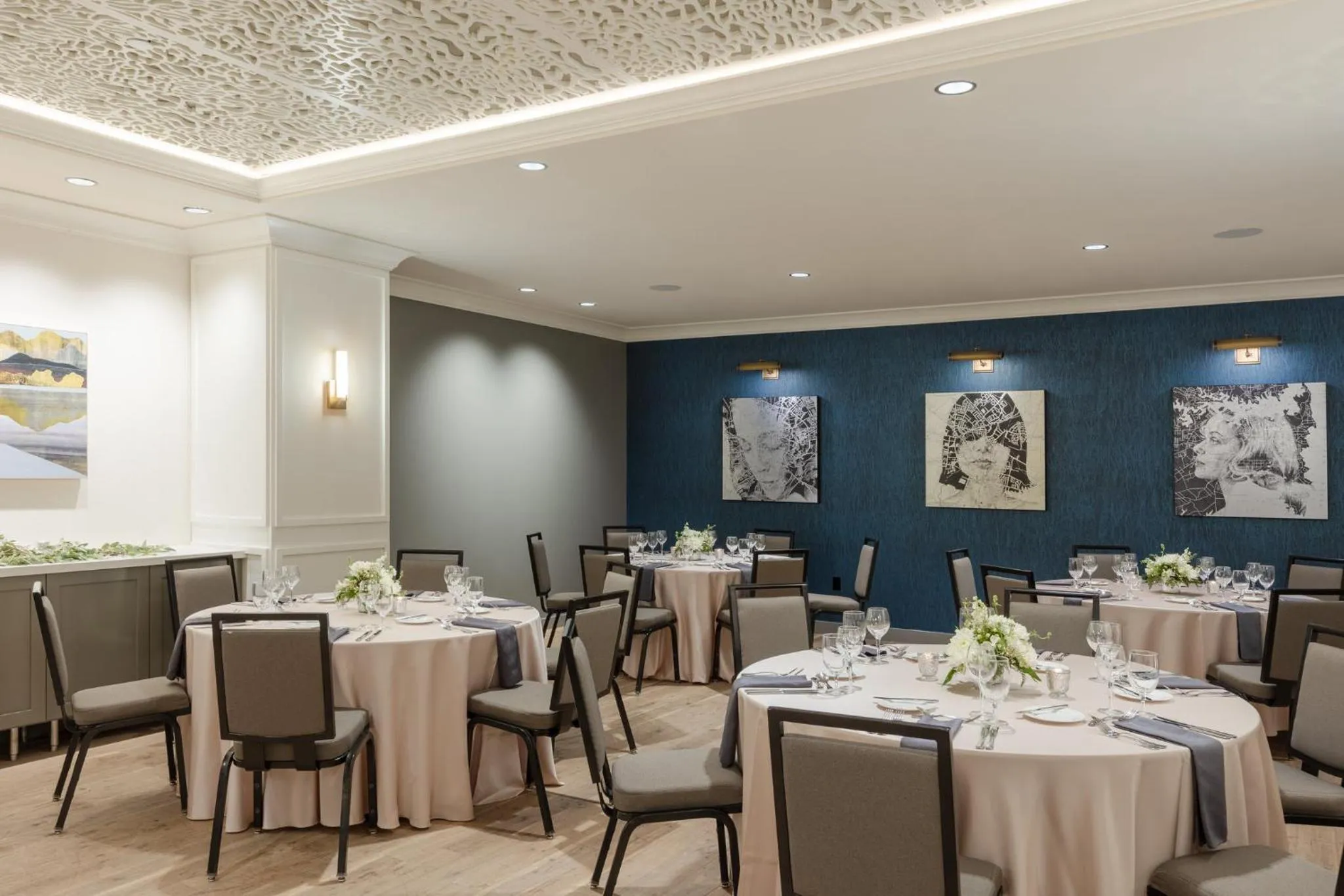 Meeting/conference room in InterContinental Minneapolis - St. Paul Airport by IHG