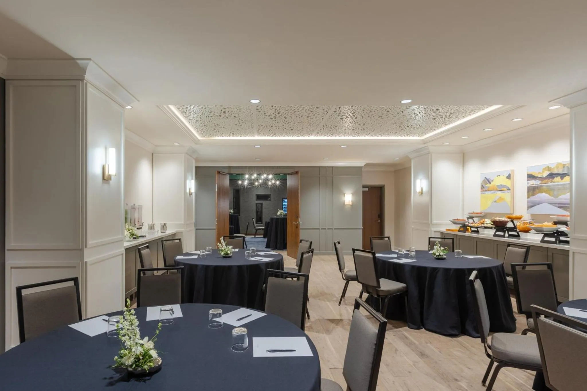 Meeting/conference room in InterContinental Minneapolis - St. Paul Airport by IHG