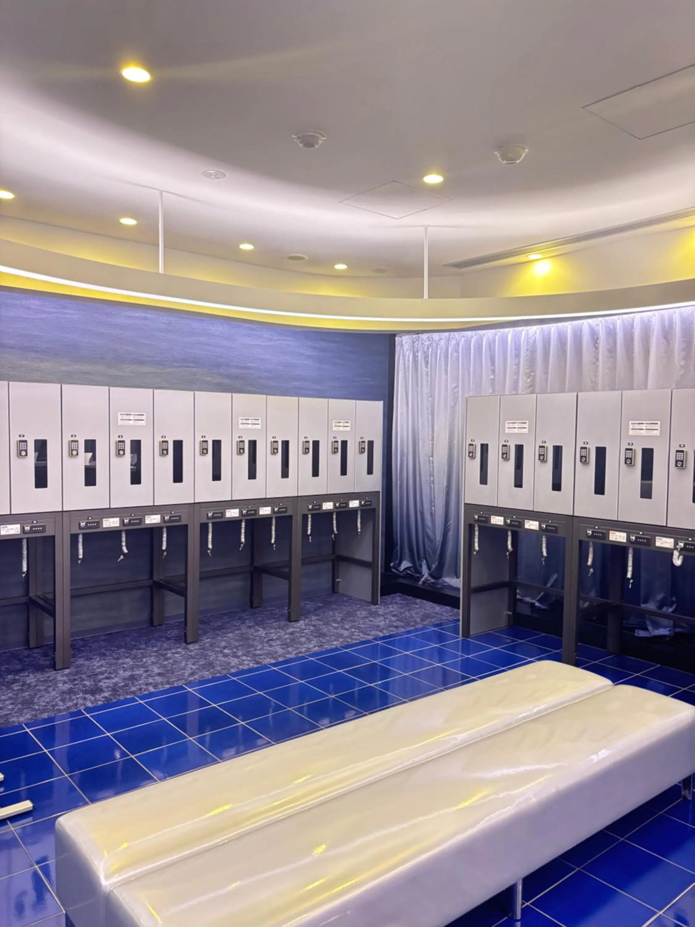 locker in Henn na Hotel Tokyo Asakusabashi