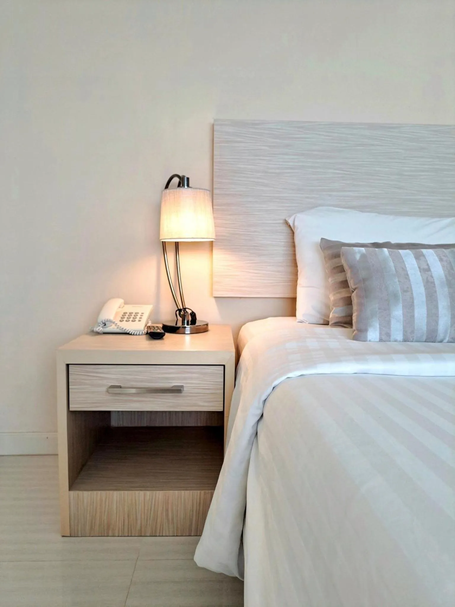 Bedroom, Bed in Thipurai City Hotel