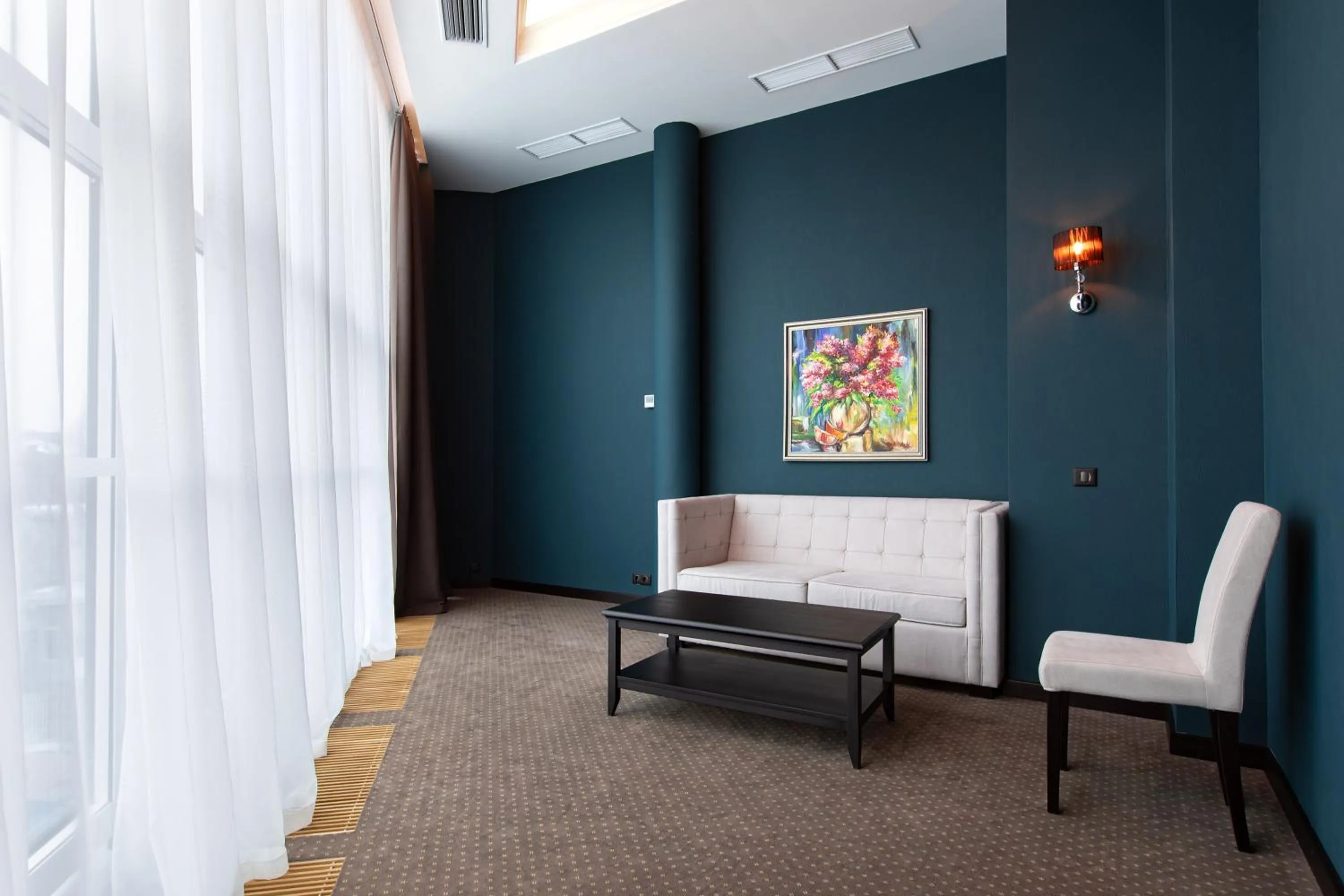 Living room in Tsunami Spa Hotel