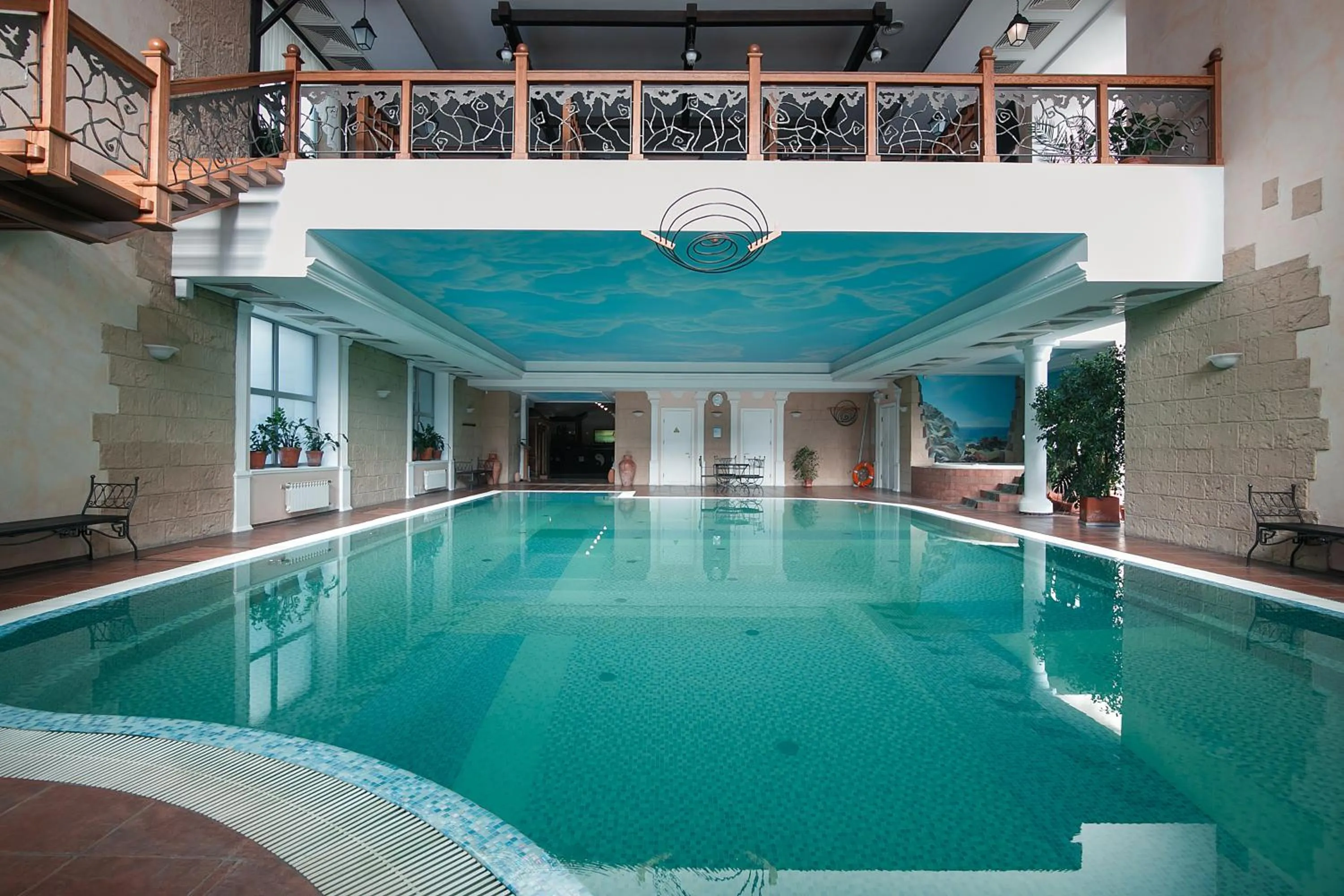 Swimming pool in Tsunami Spa Hotel
