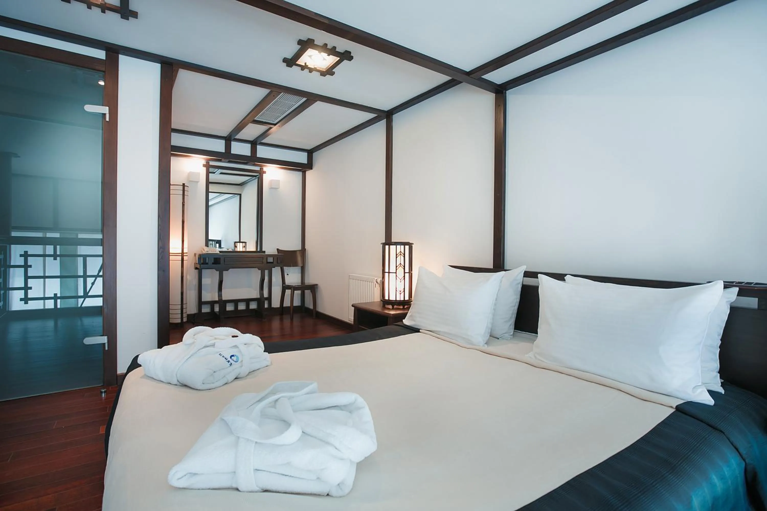 Decorative detail, Bed in Tsunami Spa Hotel