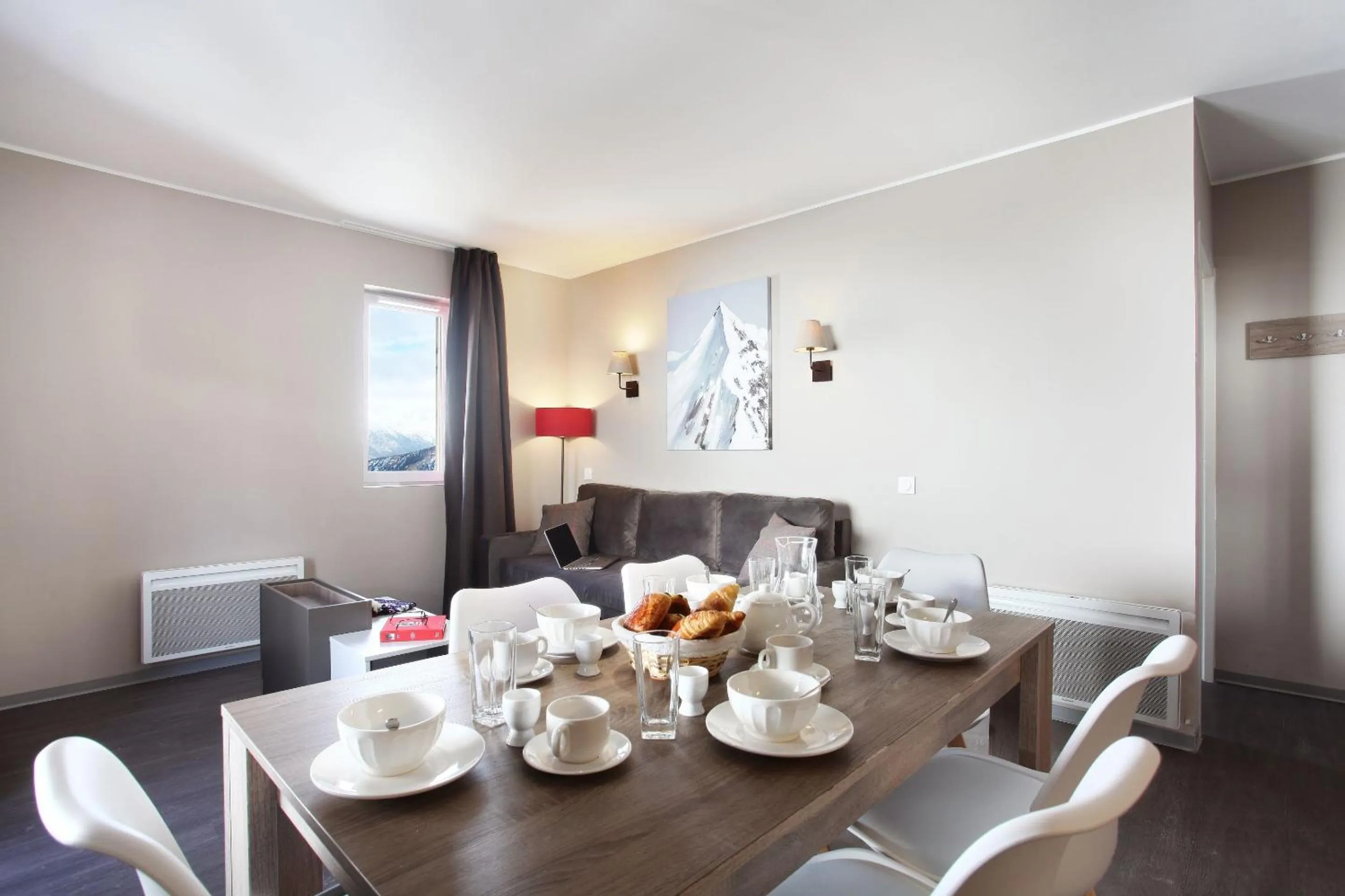 Dining area in Résidence Odalys Le Village de Praroustan