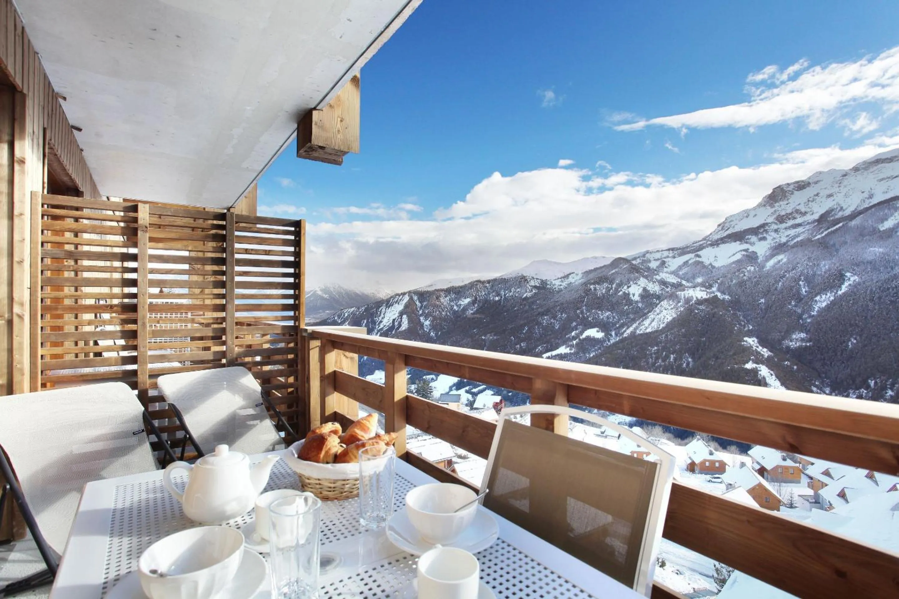 Balcony/Terrace in Résidence Odalys Le Village de Praroustan
