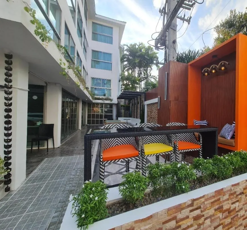 9 SUITE Luxury Boutique Hotel