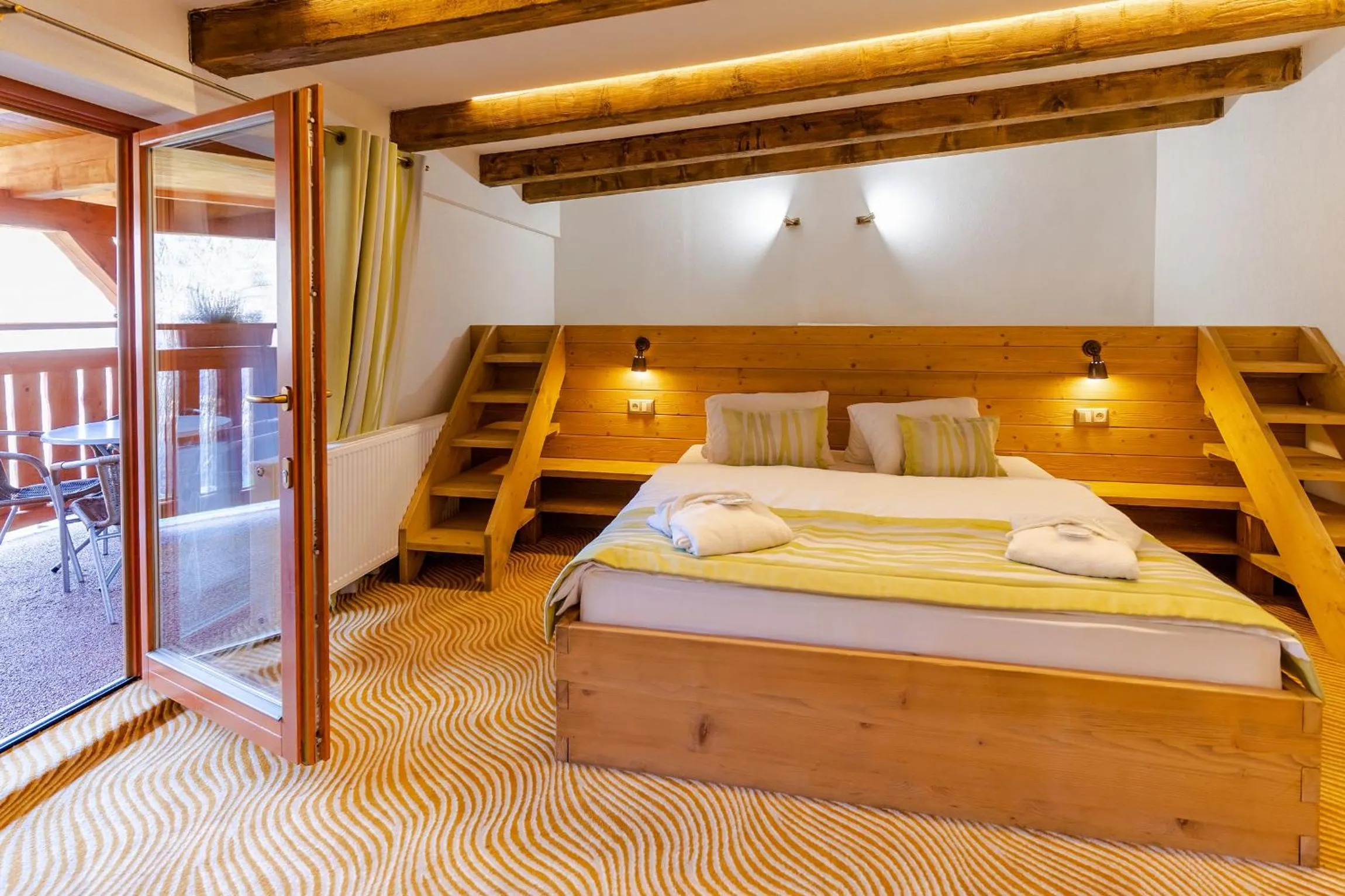 Bedroom, Bed in Hotel Strachanovka - Jánska Koliba