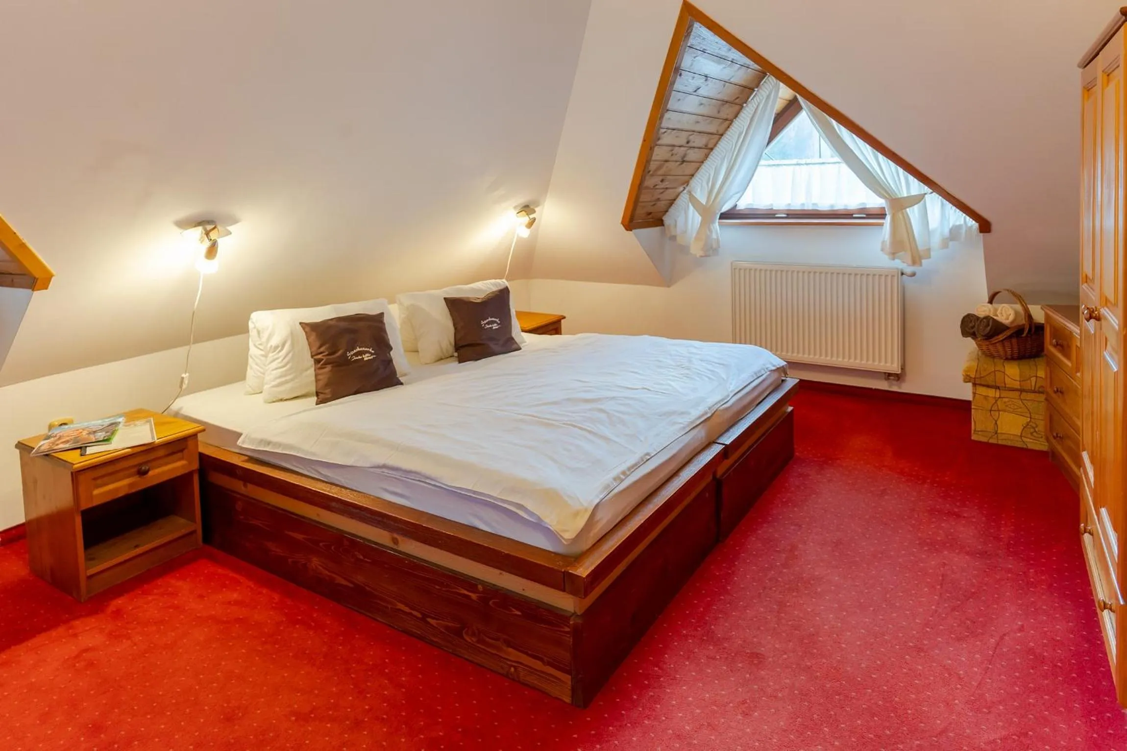 Bed in Hotel Strachanovka - Jánska Koliba