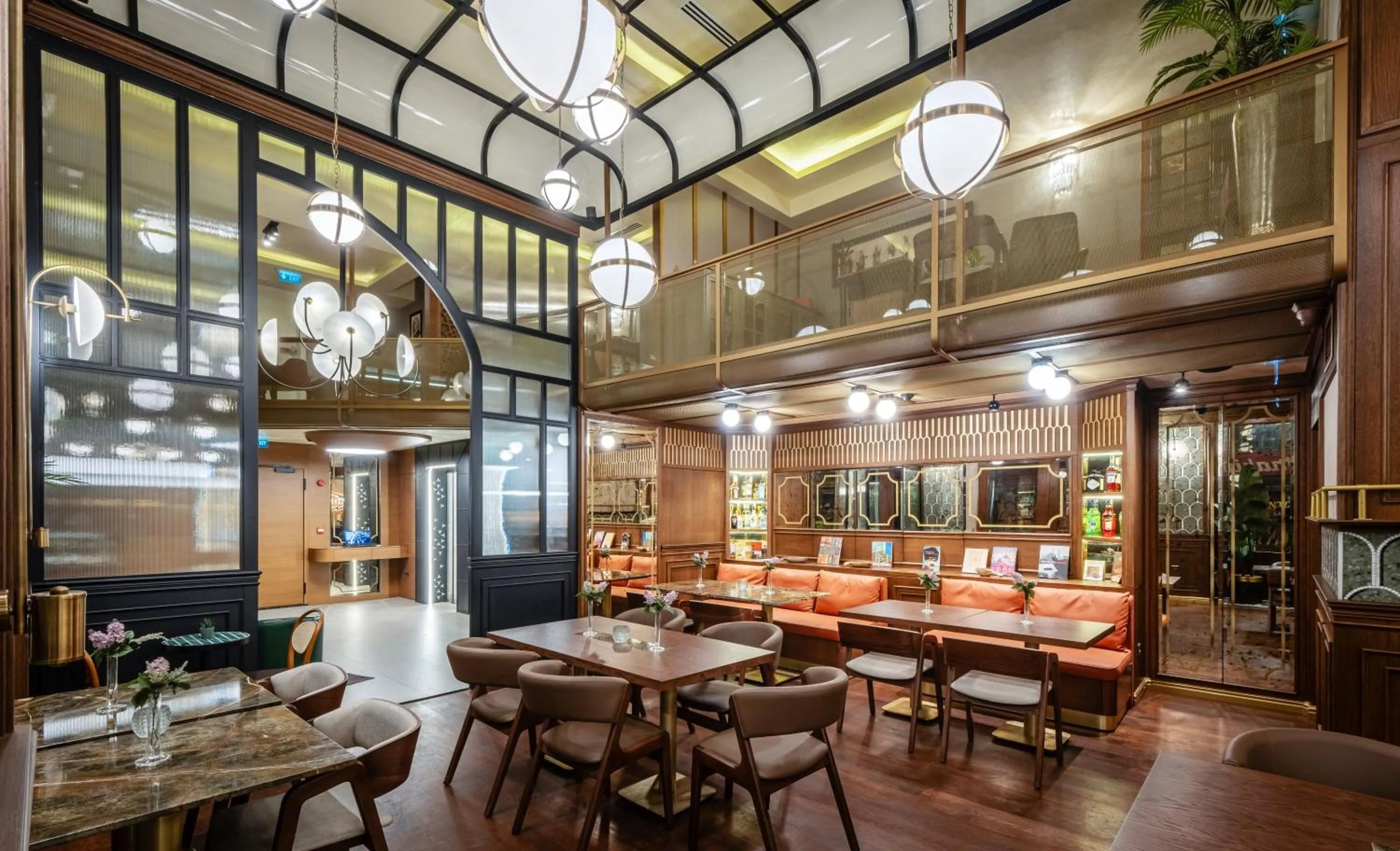 Restaurant/places to eat in Hotel Momento Golden Horn