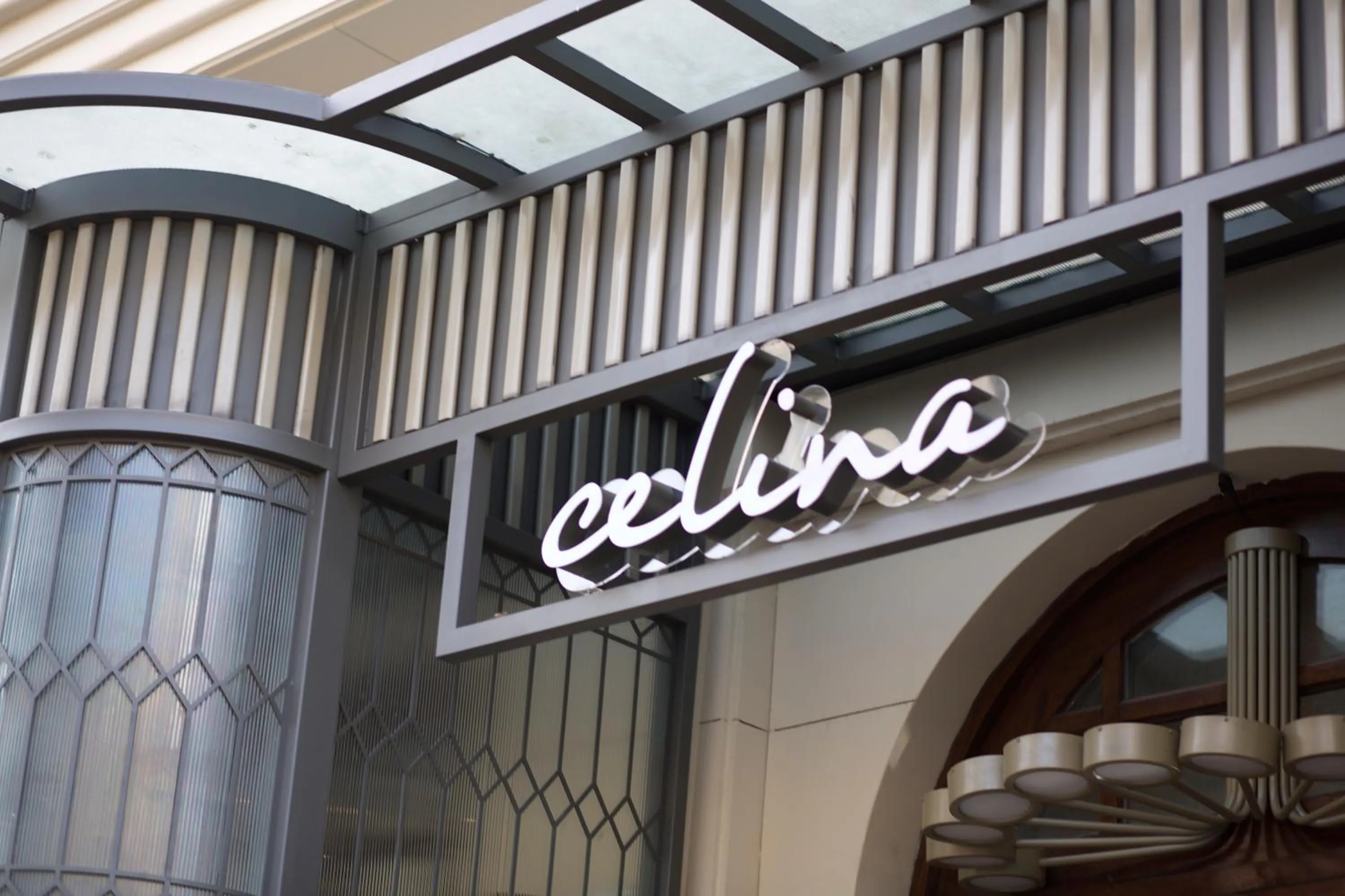 Restaurant/places to eat in Hotel Momento Golden Horn