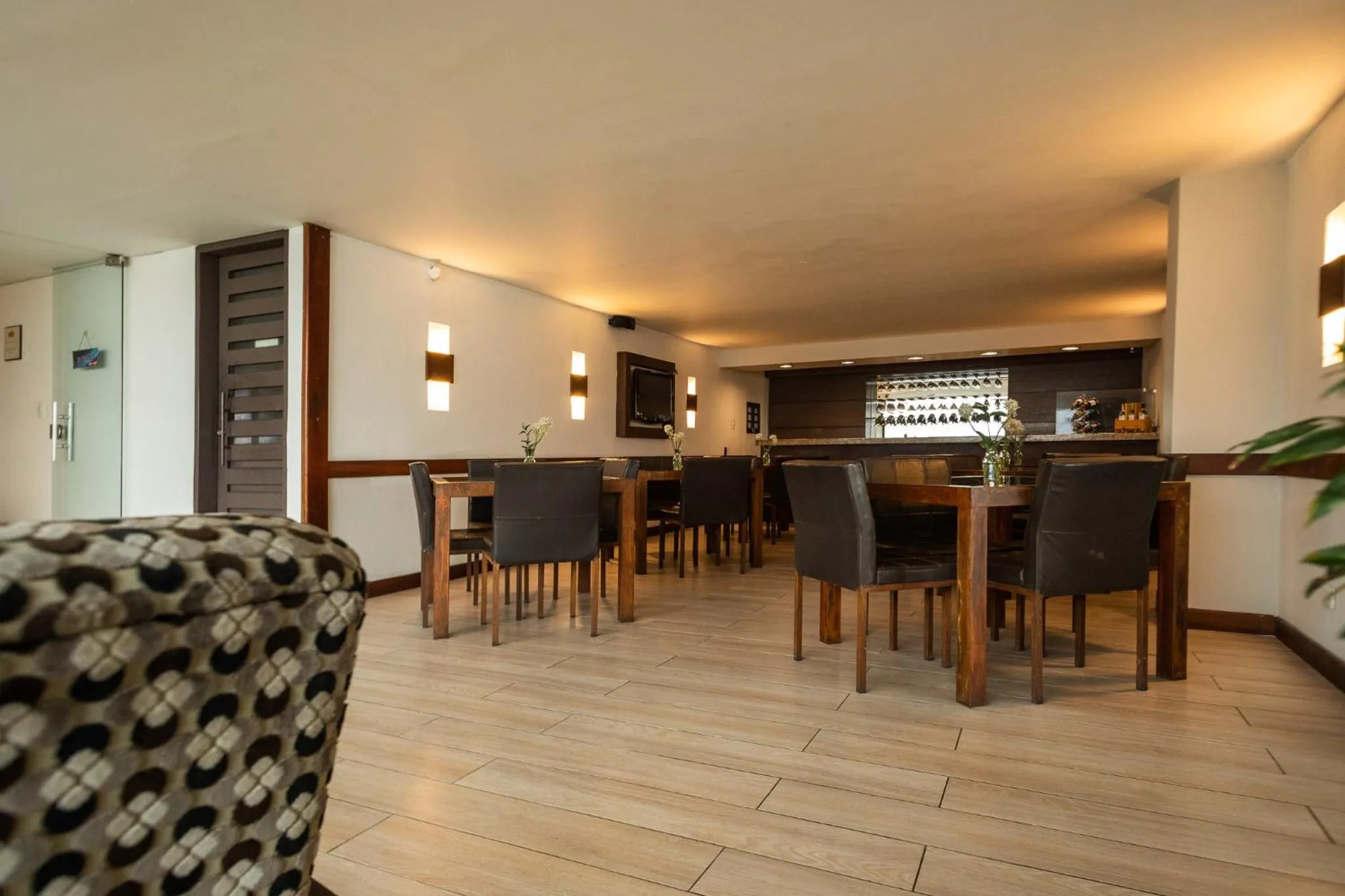 Restaurant/places to eat in Hotel Carretero