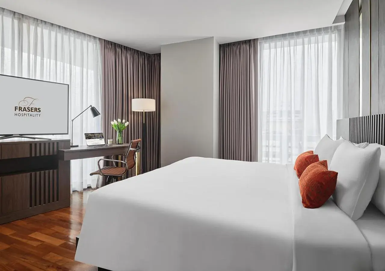 Three-Bedroom Penthouse with Balcony in Fraser Suites Sukhumvit Bangkok Three-Bedroom Penthouse with Balcony in Fraser Suites Sukhumvit Bangkok