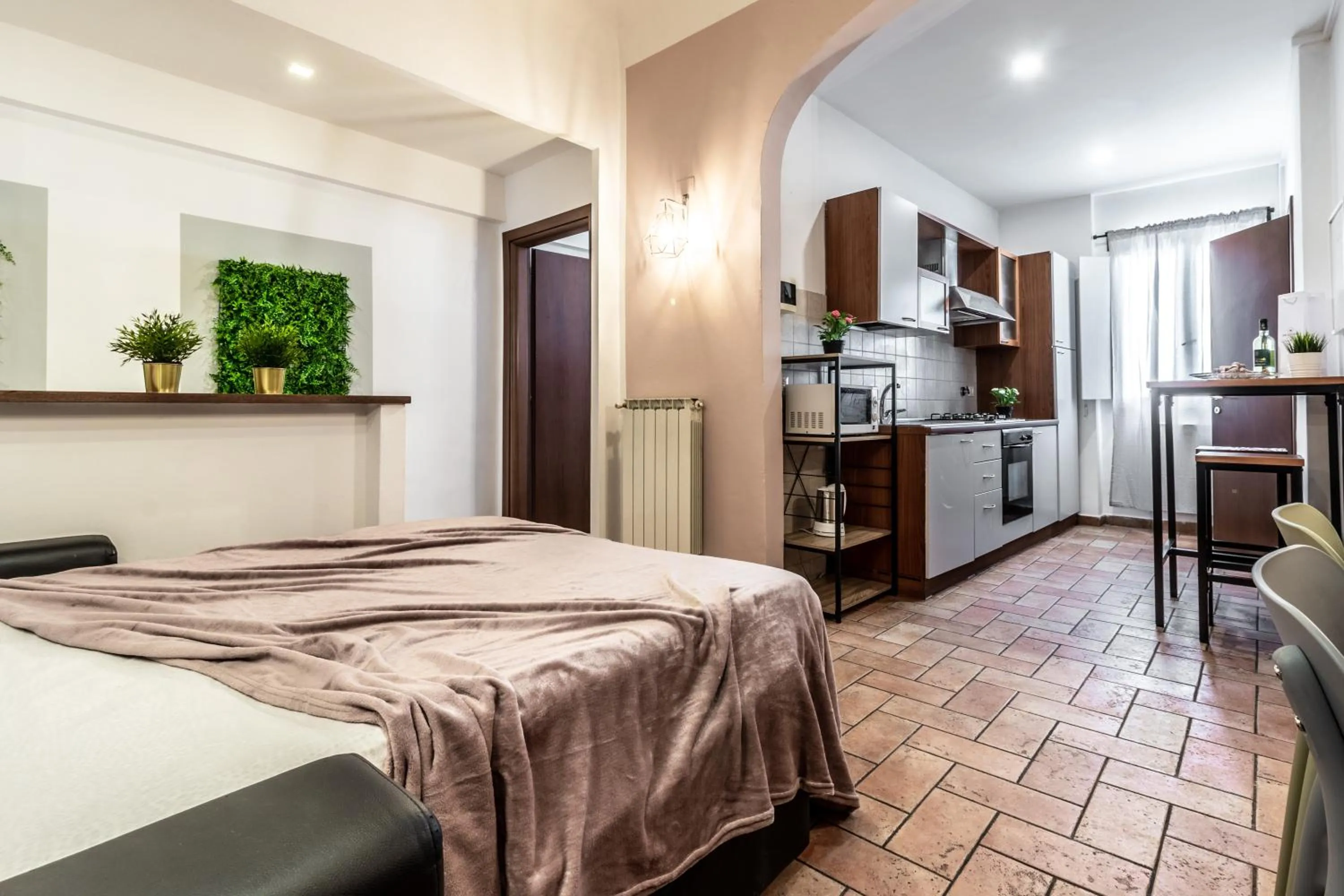 Kitchen or kitchenette, Bed in Wine Apartments Florence Ansonica