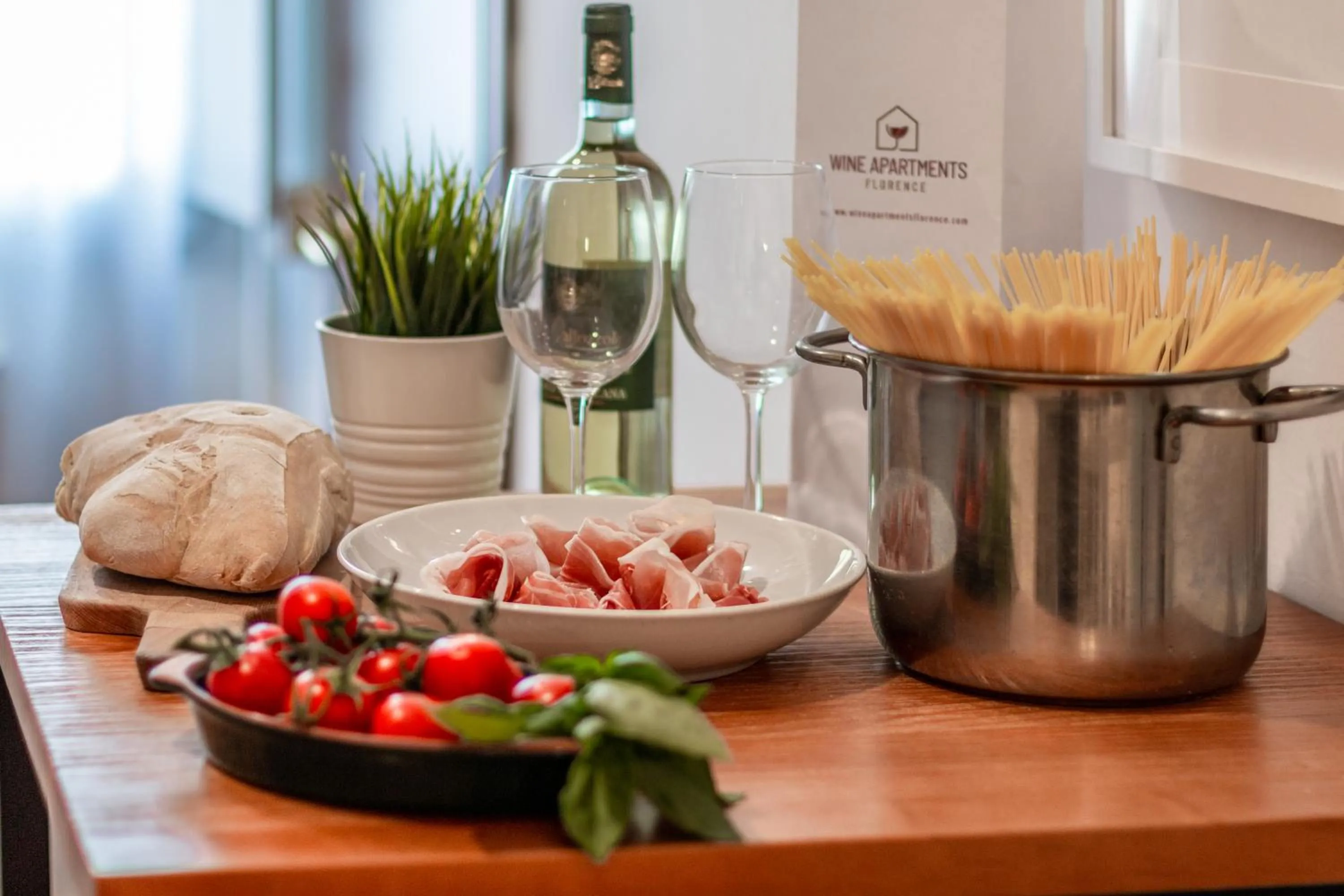 Food and drinks in Wine Apartments Florence Ansonica