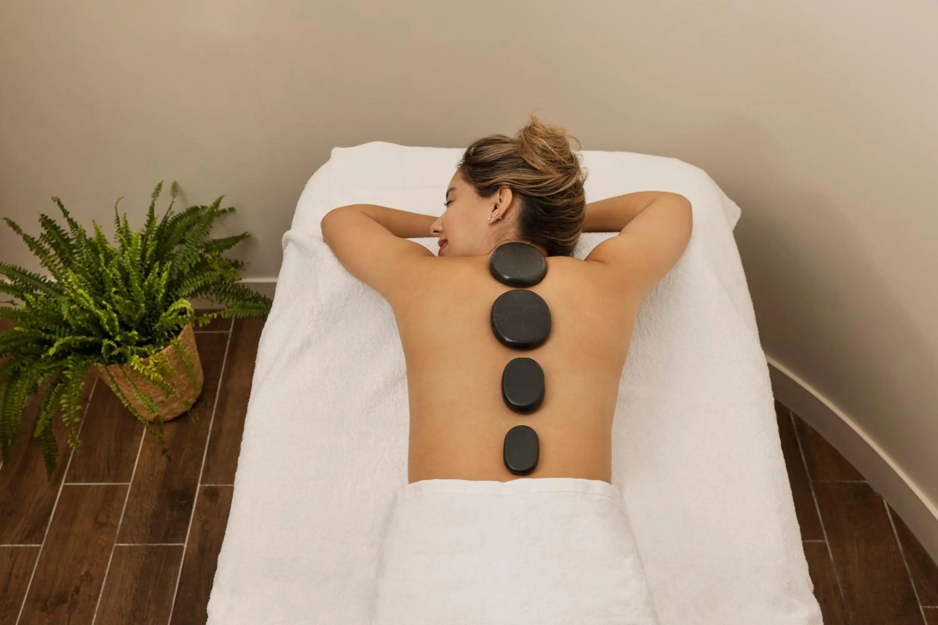 Spa and wellness centre/facilities in West Tel Aviv- All Suites Hotel By The Sea