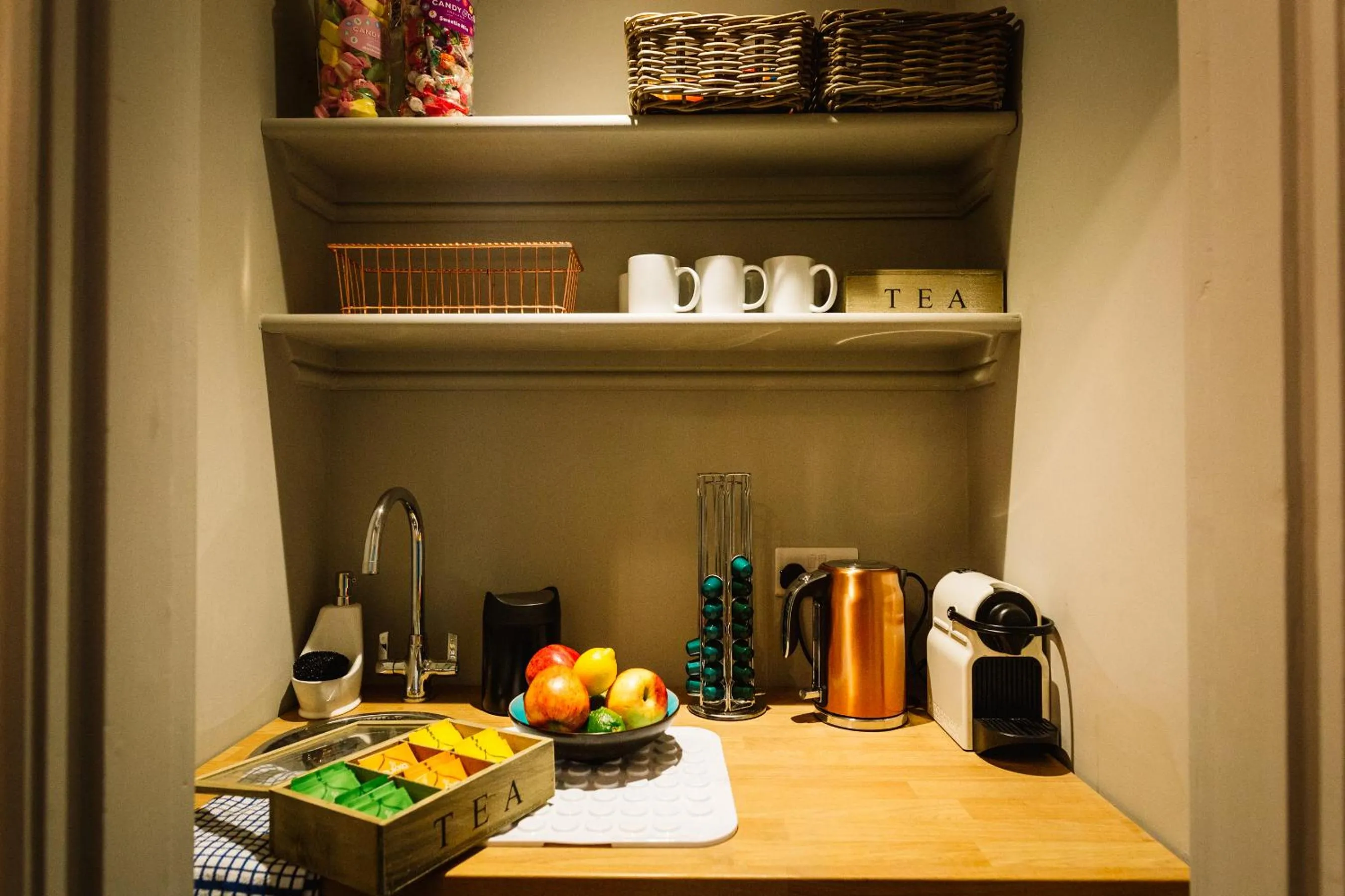 Property building in Bampton Townhouse