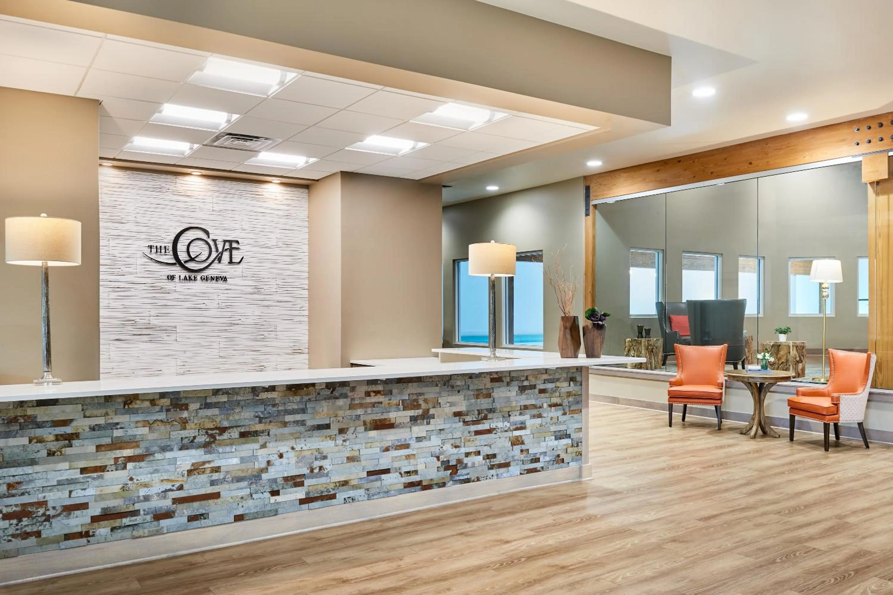 Lobby or reception in The Cove of Lake Geneva
