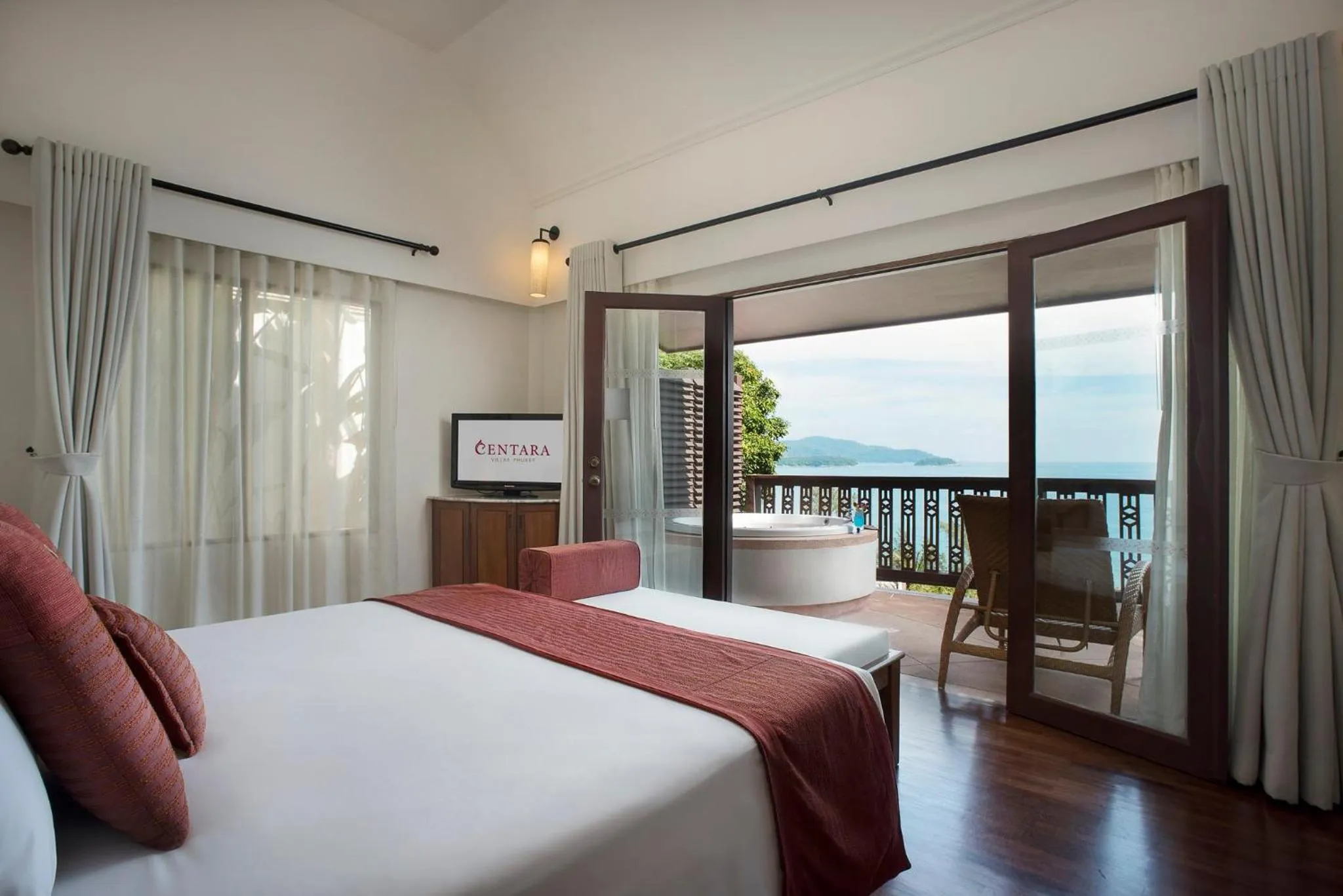 Photo of the whole room, Bed in Centara Villas Phuket