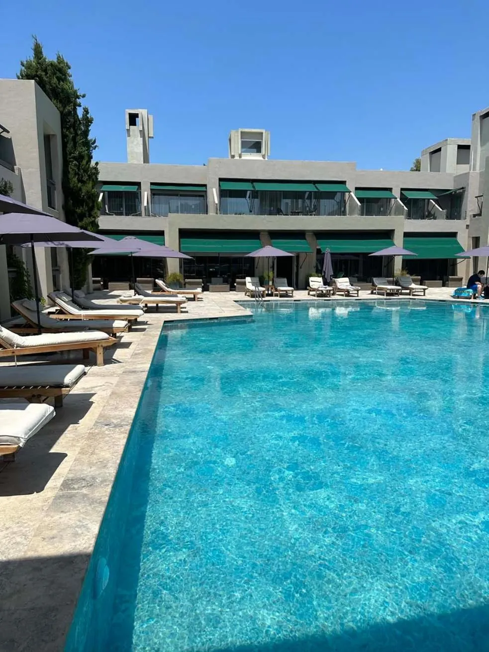 Swimming pool in Hotel Ambrosia