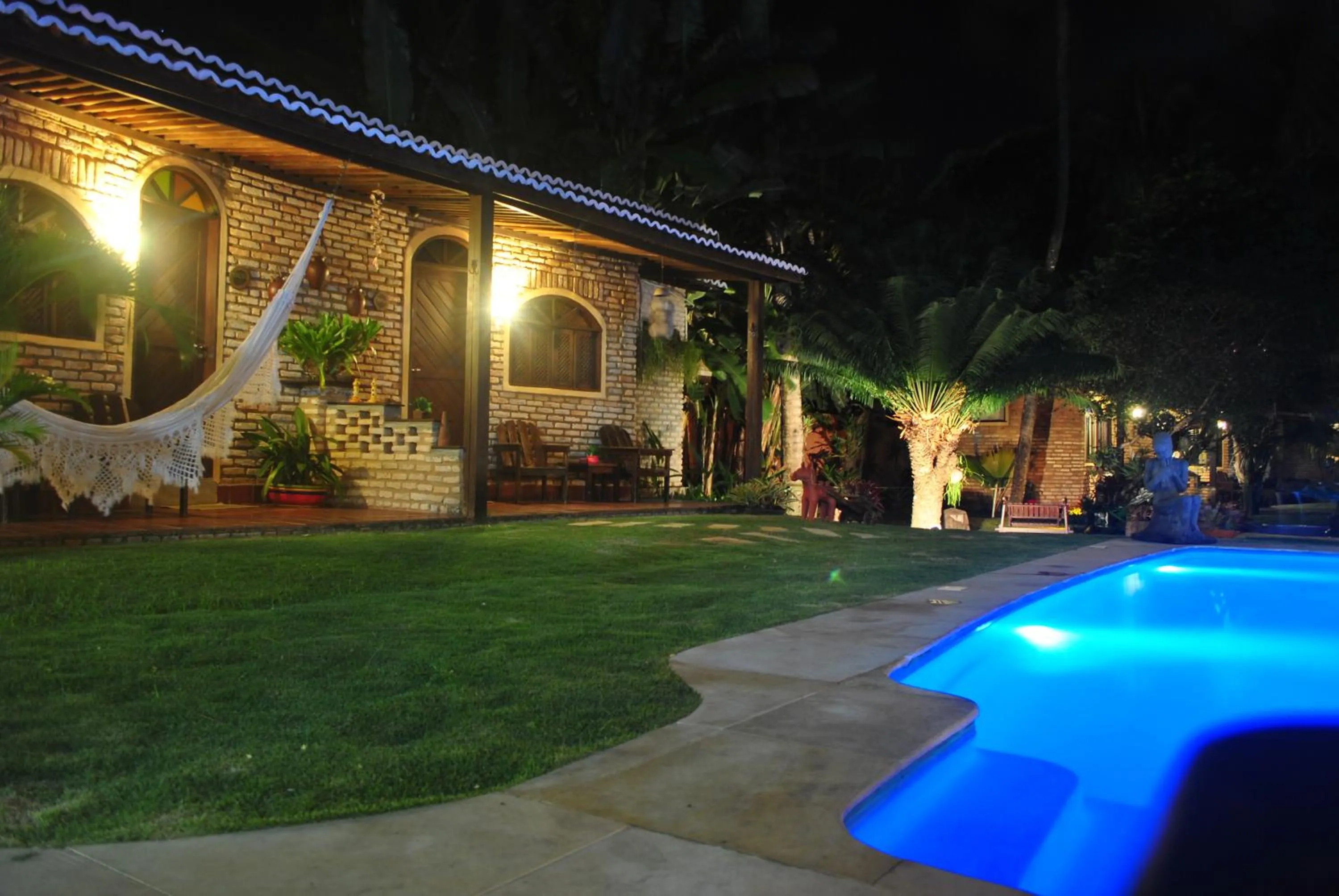 Night in Pousada Oasis