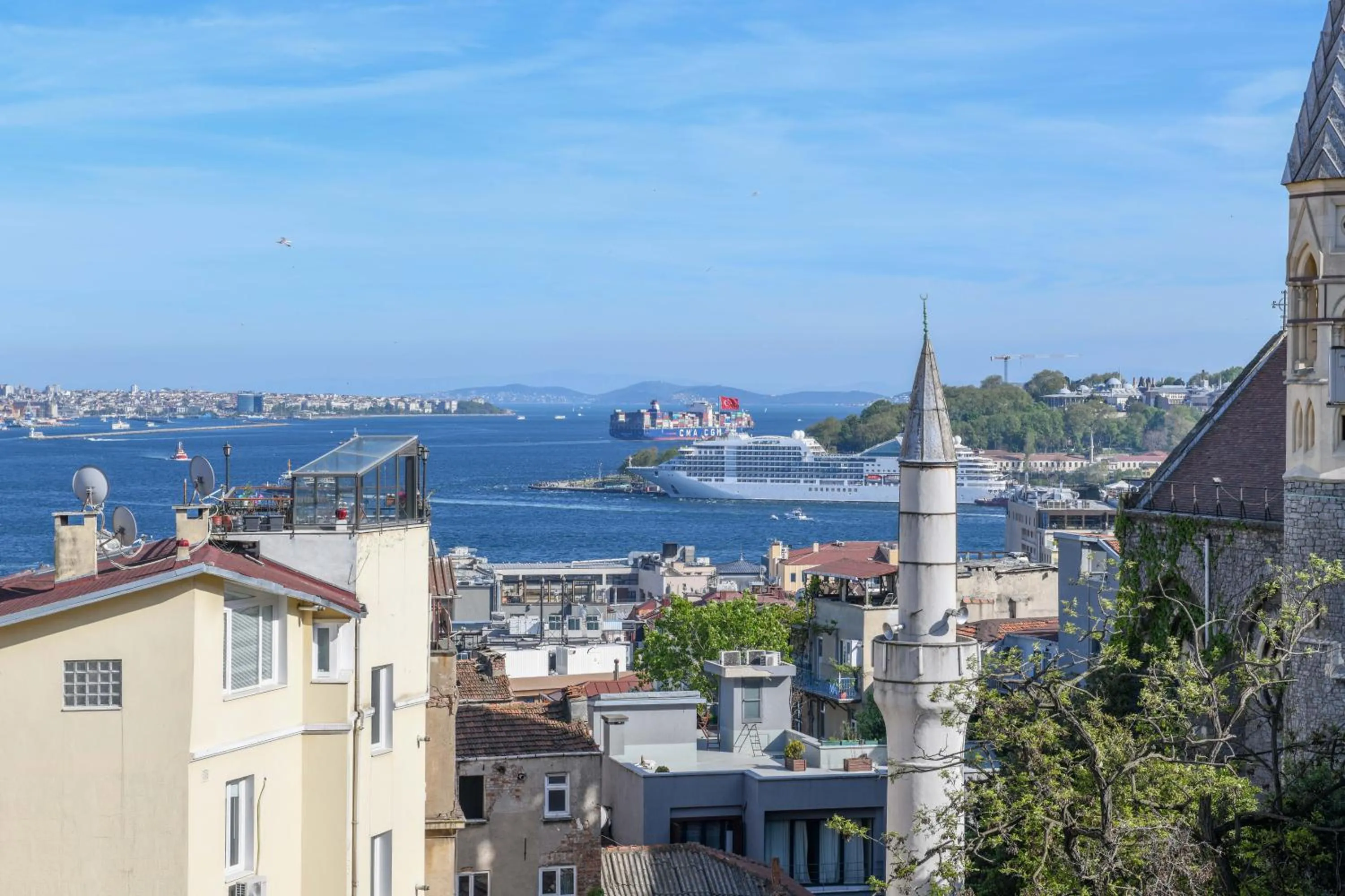 Nearby landmark in Taksim Galata Tower, Rooms Galata Historical Hotel