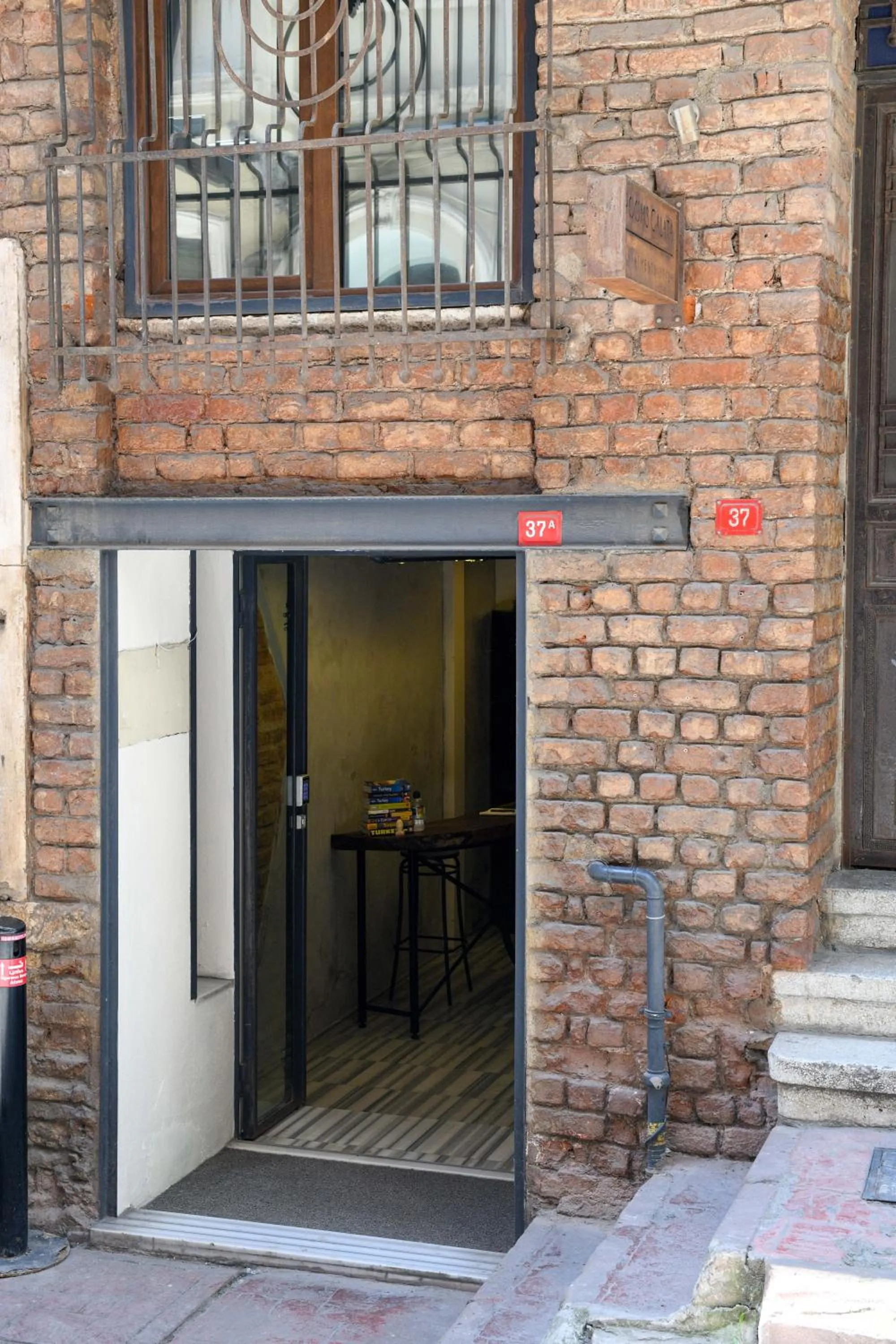 Facade/entrance in Taksim Galata Tower, Rooms Galata Historical Hotel