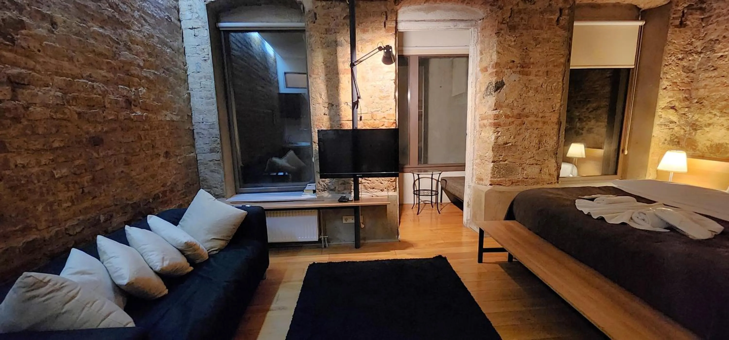 Photo of the whole room, Bed in Taksim Galata Tower, Rooms Galata Historical Hotel