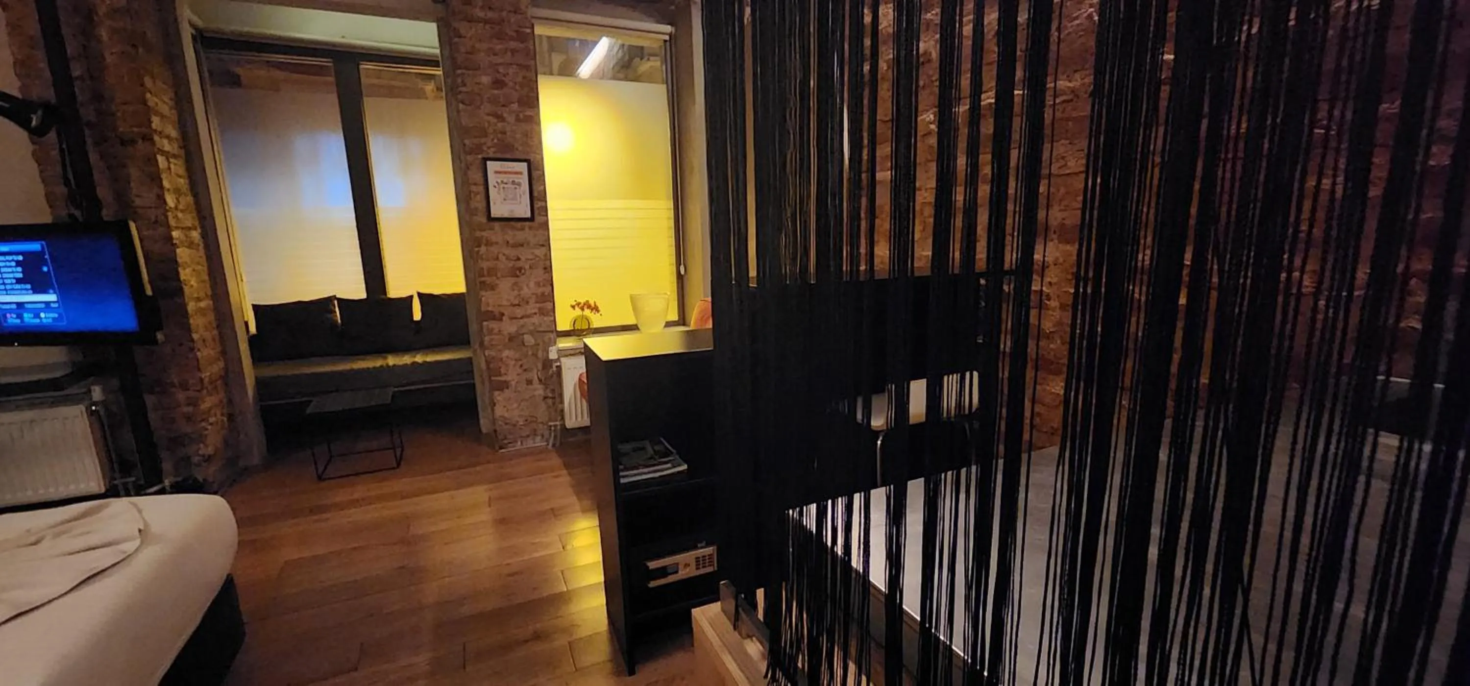 Seating area, Bed in Taksim Galata Tower, Rooms Galata Historical Hotel