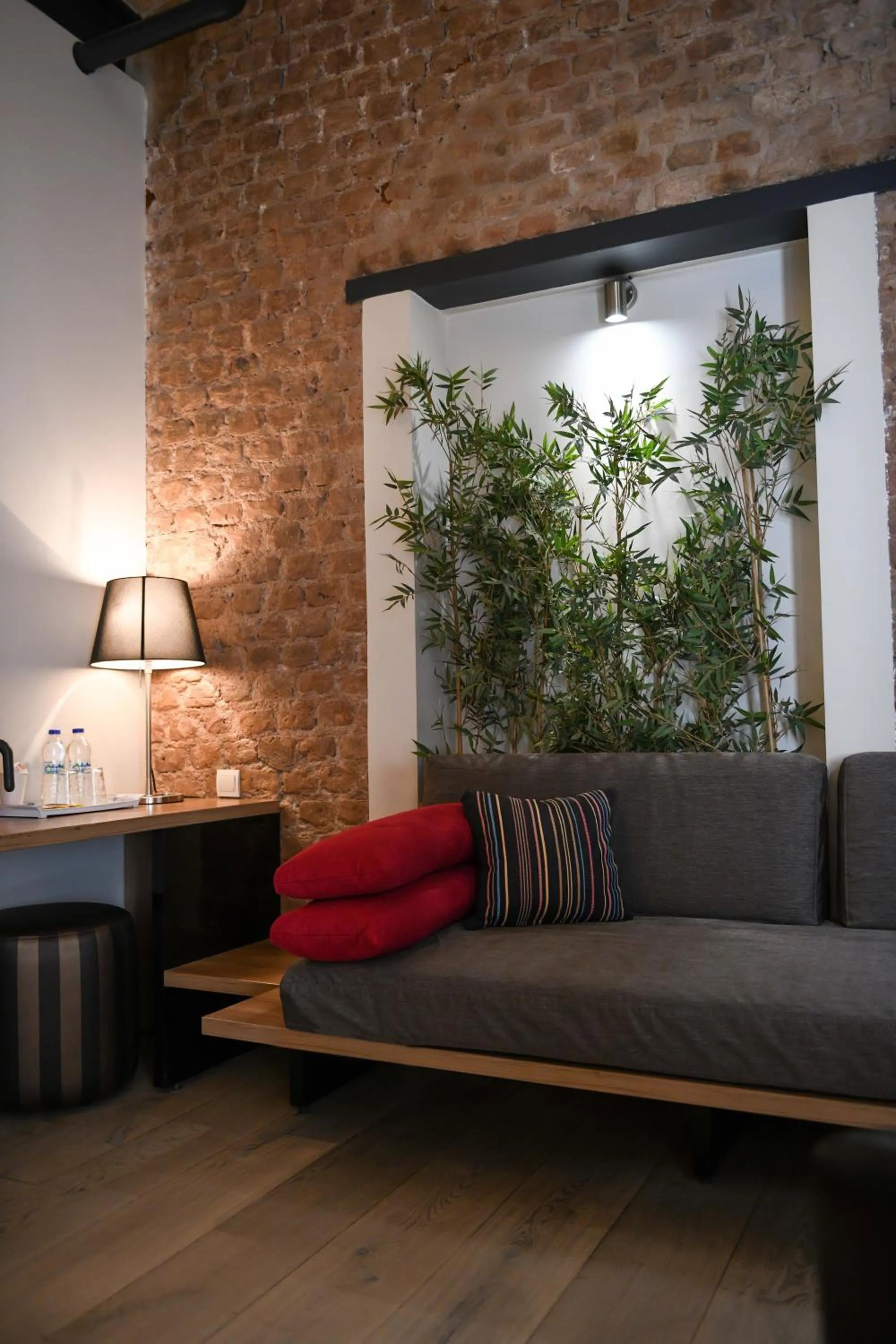 Living room in Taksim Galata Tower, Rooms Galata Historical Hotel