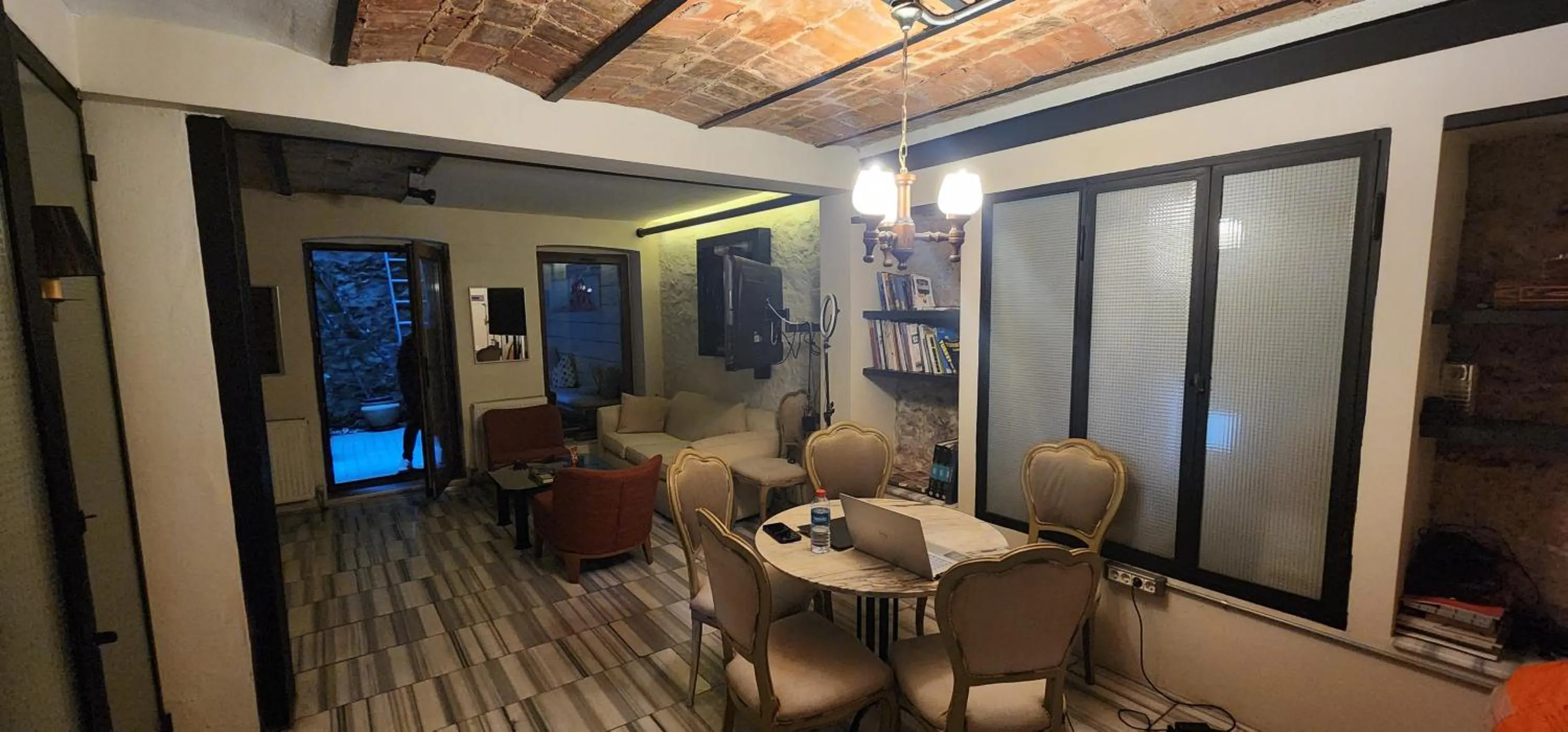 Communal lounge/ TV room in Taksim Galata Tower, Rooms Galata Historical Hotel