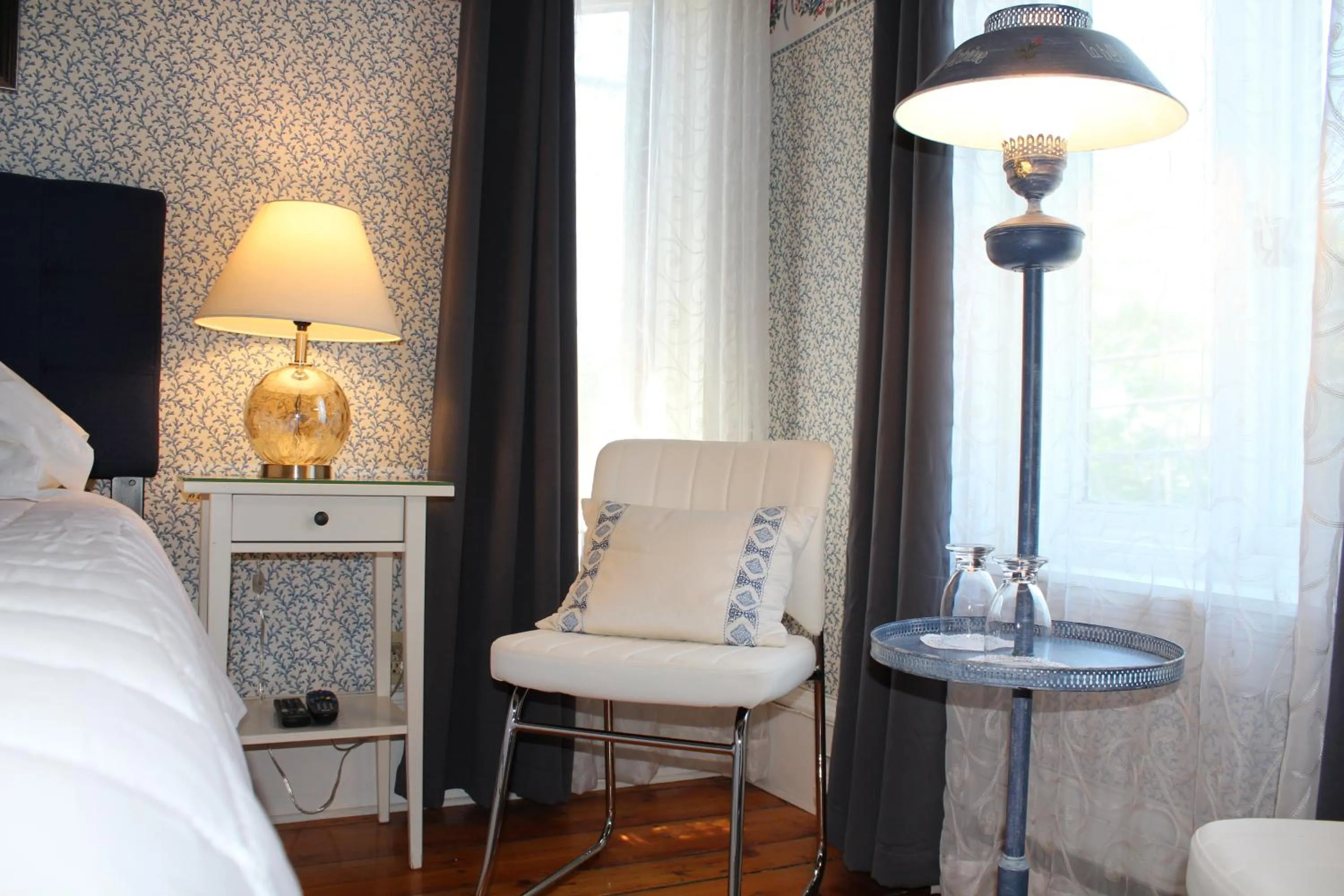 Bed in La Belle Victorienne