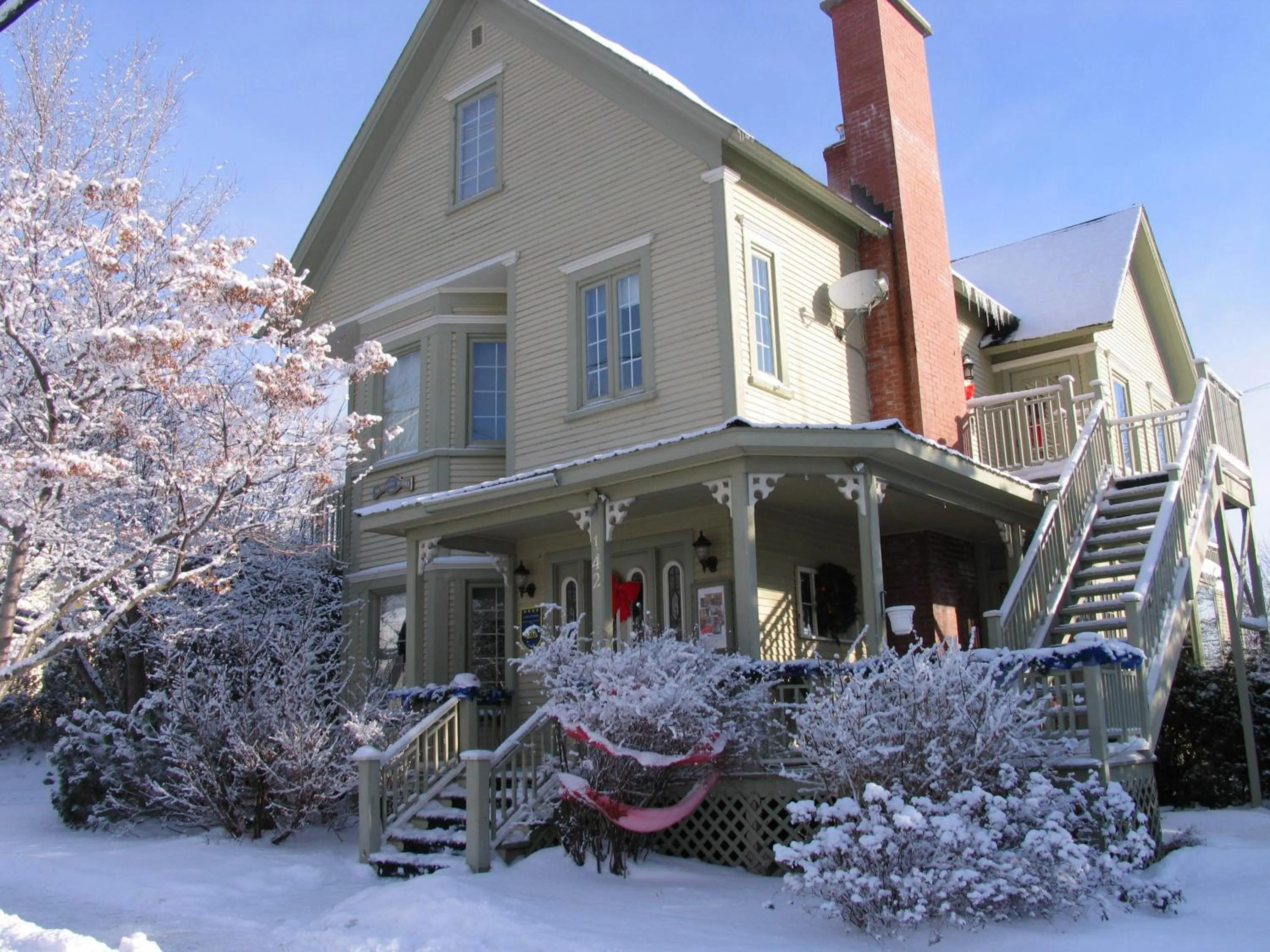 Facade/entrance in La Belle Victorienne