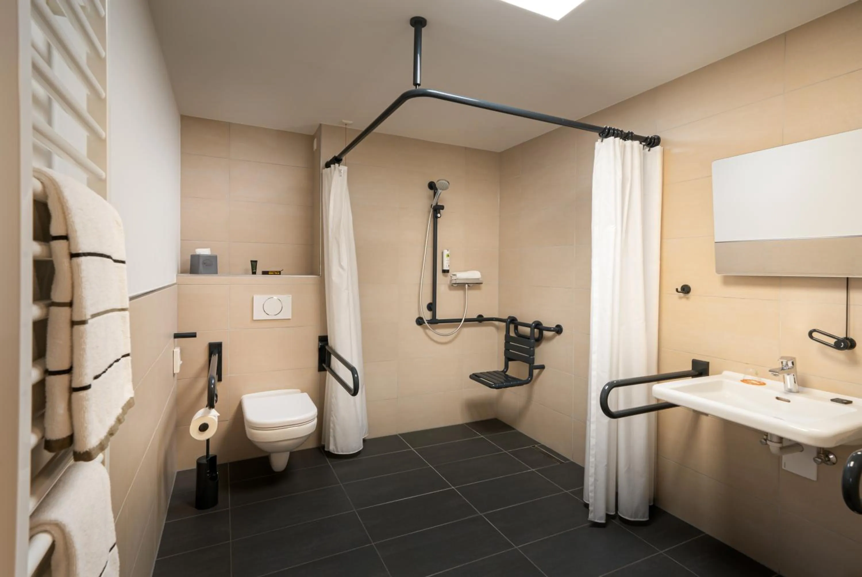 Bathroom in Food Hotel