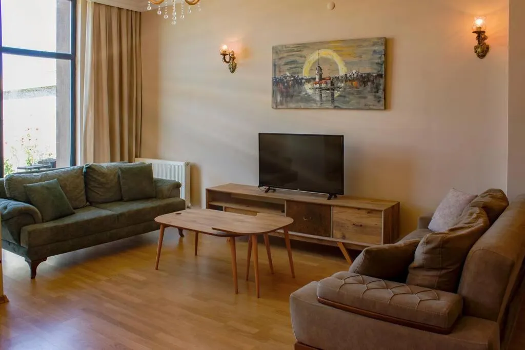 TV and multimedia in Sawsana Villalari