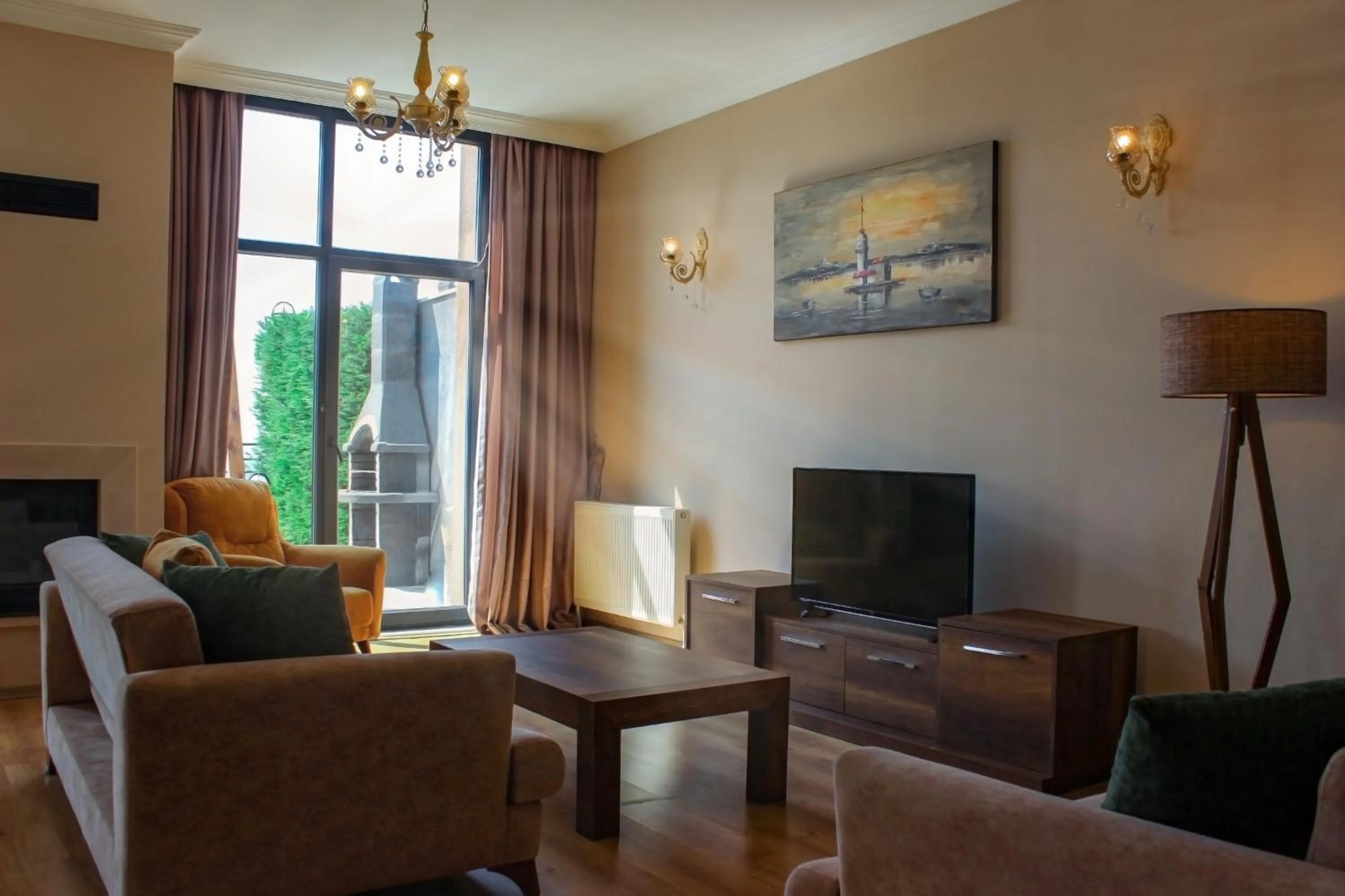 TV and multimedia in Sawsana Villalari