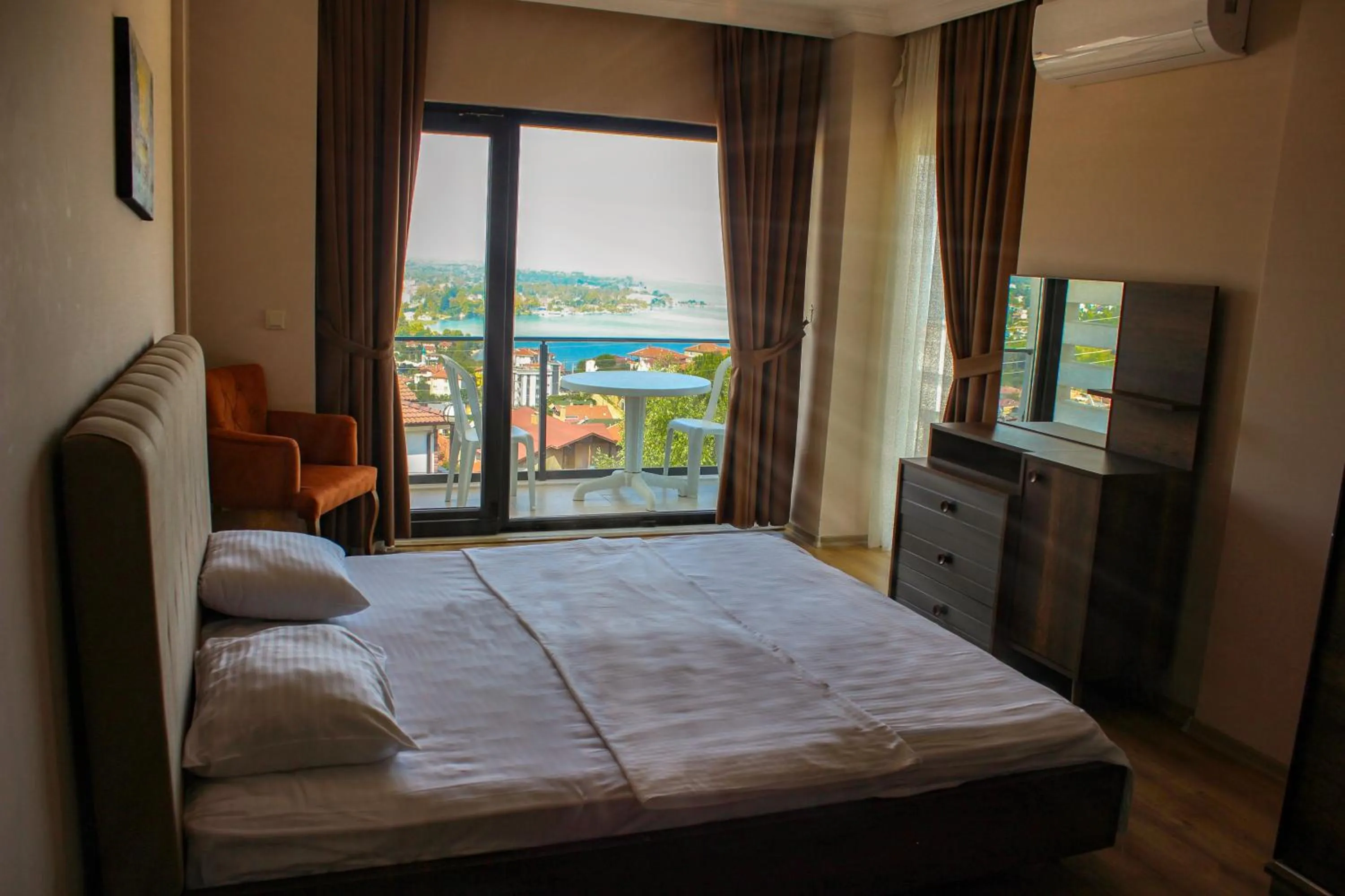 Bed in Sawsana Villalari