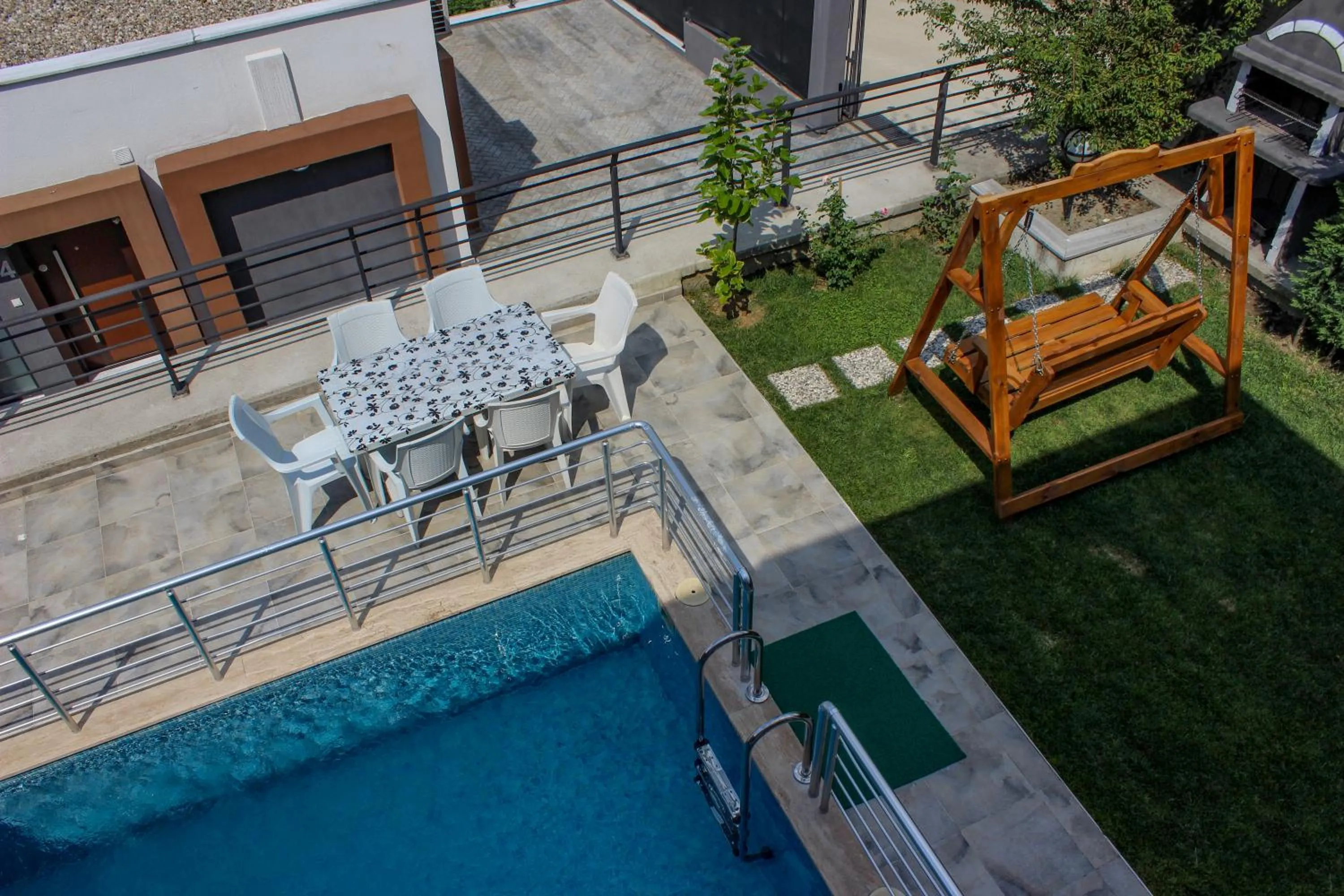 Patio in Sawsana Villalari