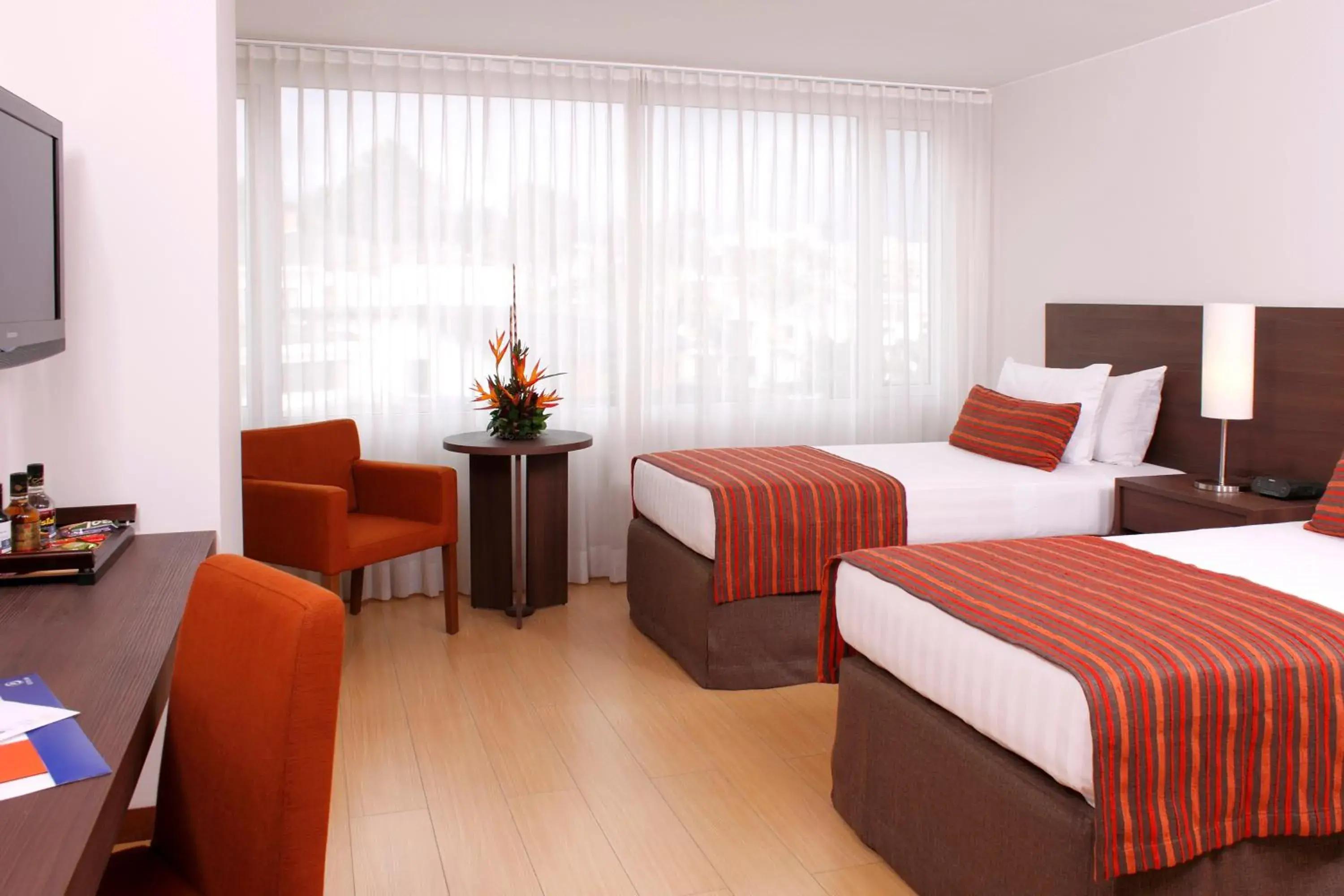 Standard Twin Room in Hotel Estelar El Cable Standard Twin Room in Hotel Estelar El Cable